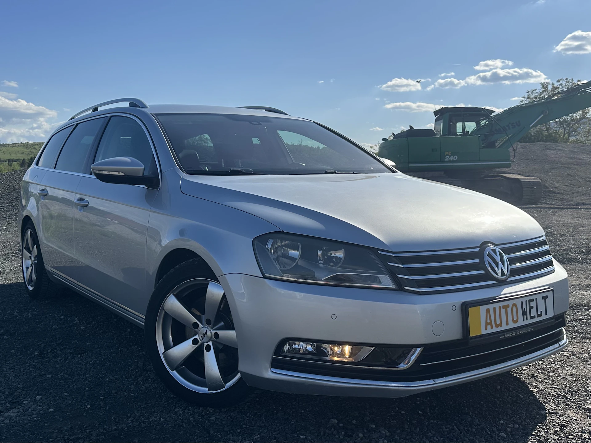 VOLKSWAGEN  PASSAT HIGHLINE