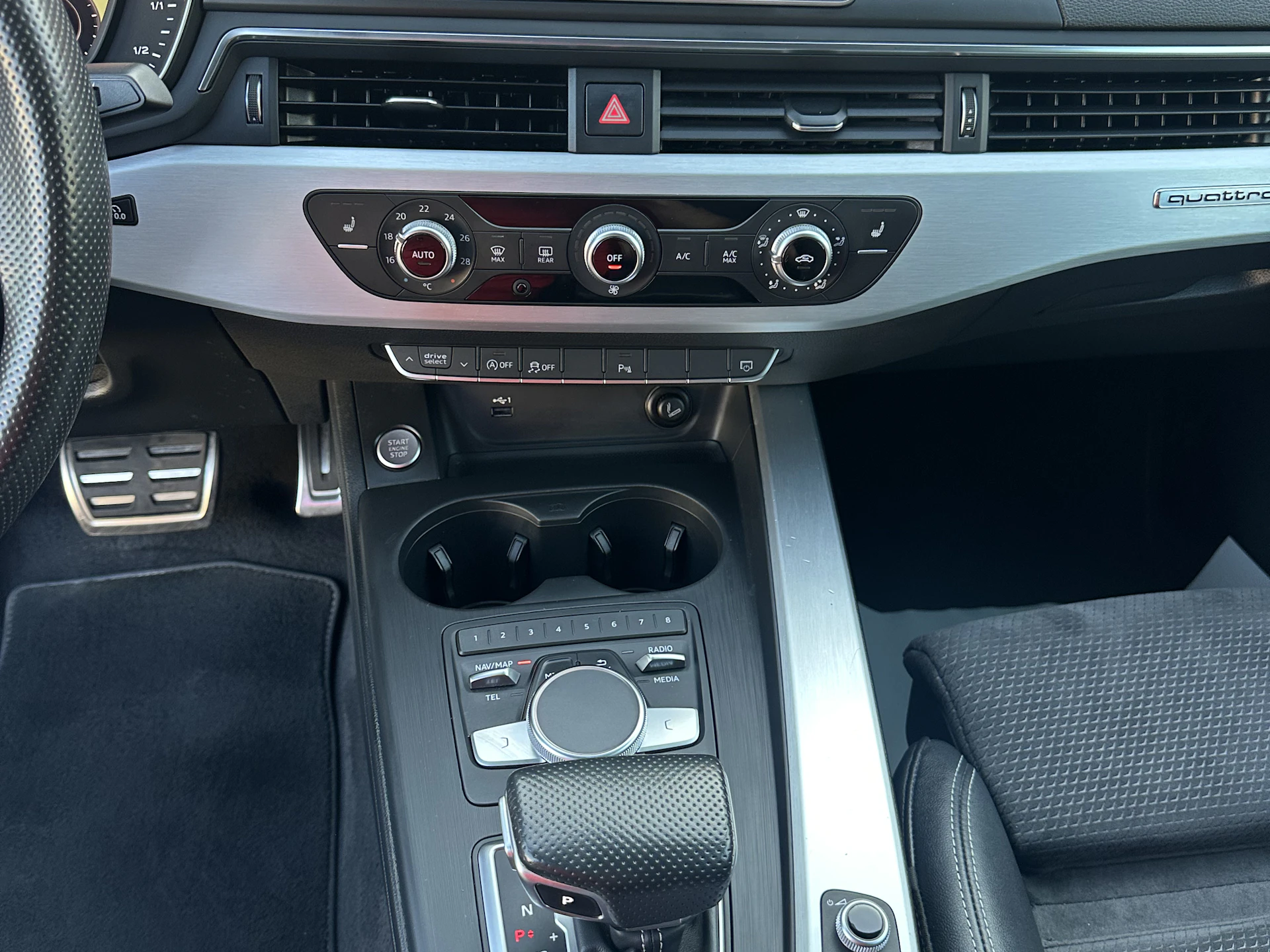 Car Image https://s3-gearspark.s3.amazonaws.com/uploads/user/100099/537aa7f0b70d4f278c61e91a6885d06f.webp