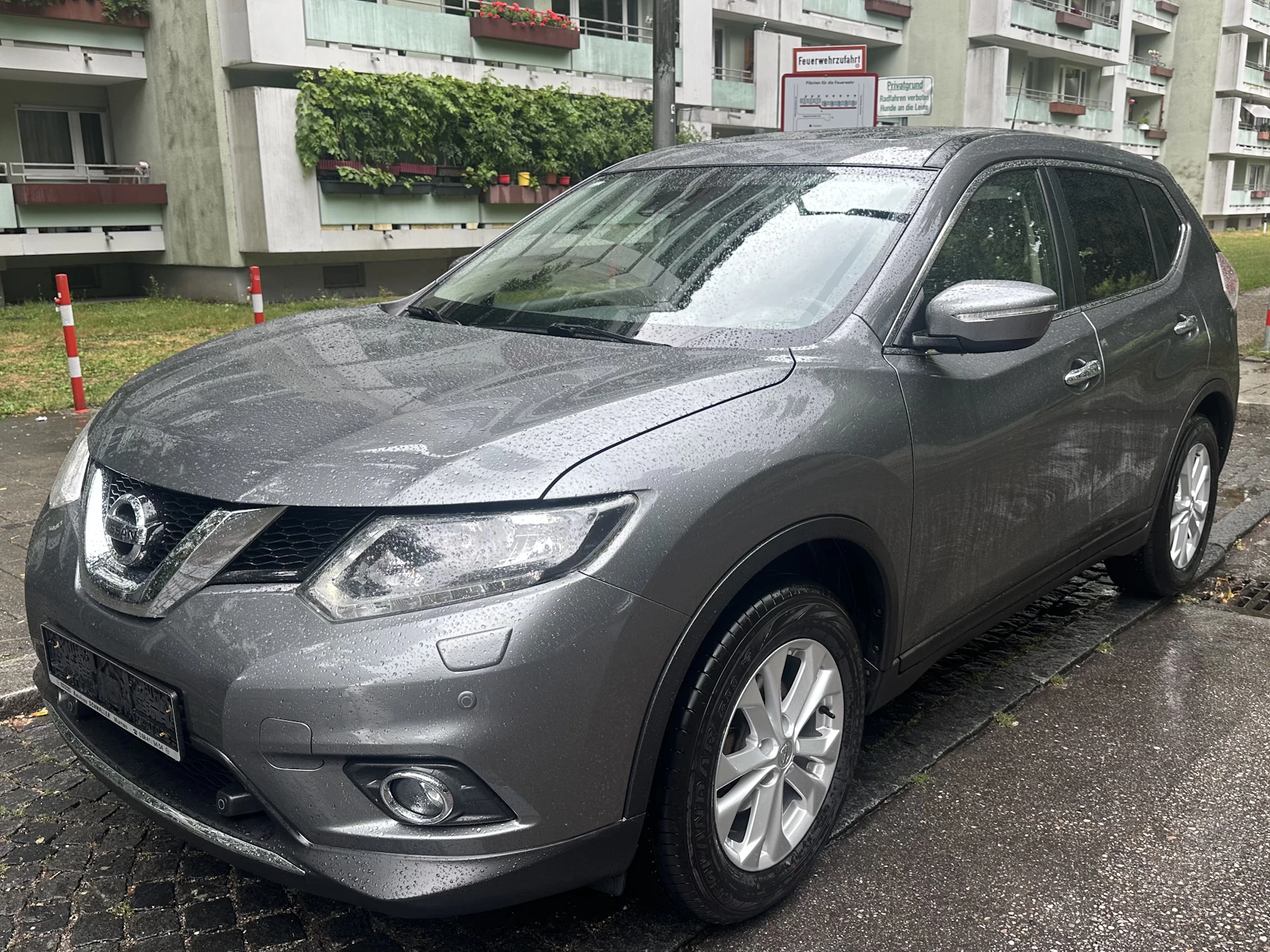 Car Image https://s3-gearspark.s3.amazonaws.com/uploads/user/100100/8ed0756c76bf43fd87cf8640e002b823.webp