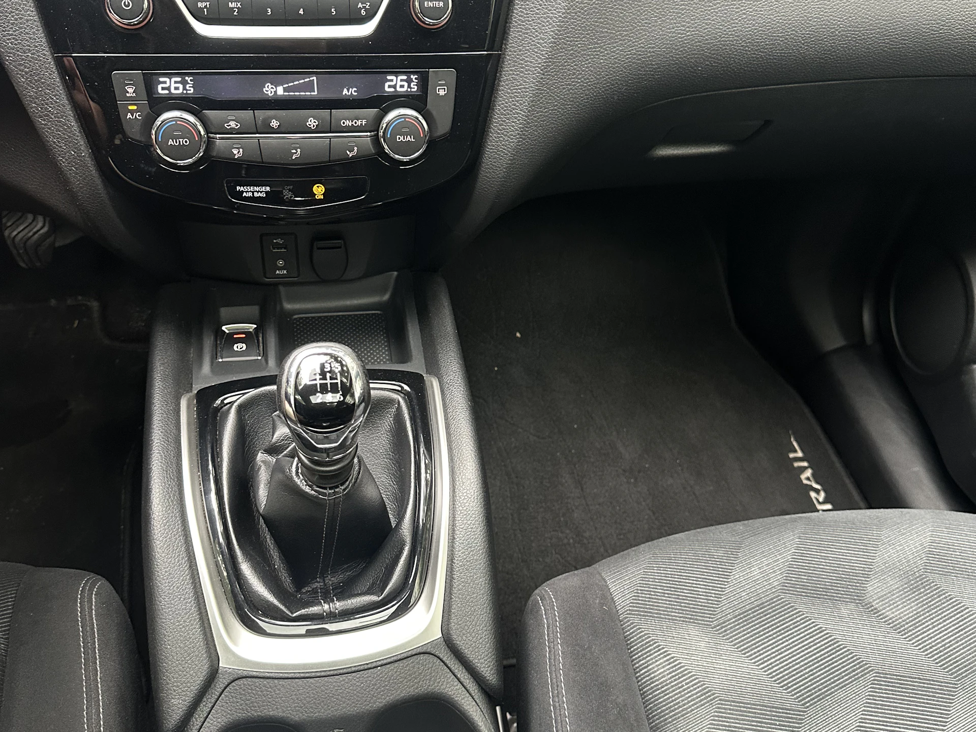 Car Image https://s3-gearspark.s3.amazonaws.com/uploads/user/100100/b13c2cf3faa7478891e6ba440c06bd38.webp