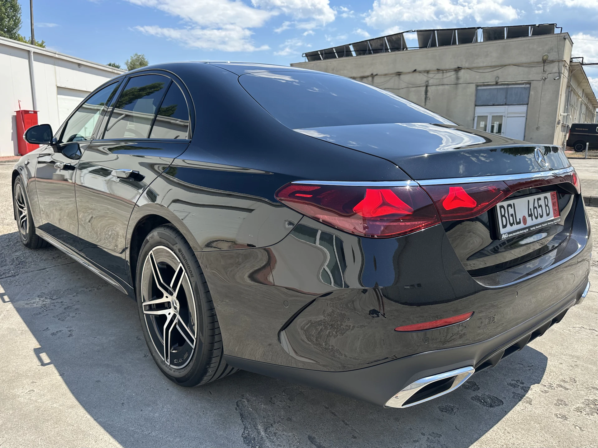 Car Image https://s3-gearspark.s3.amazonaws.com/uploads/user/100102/16165fbb9a4b476d8a8e2f3e0c7cb415.webp