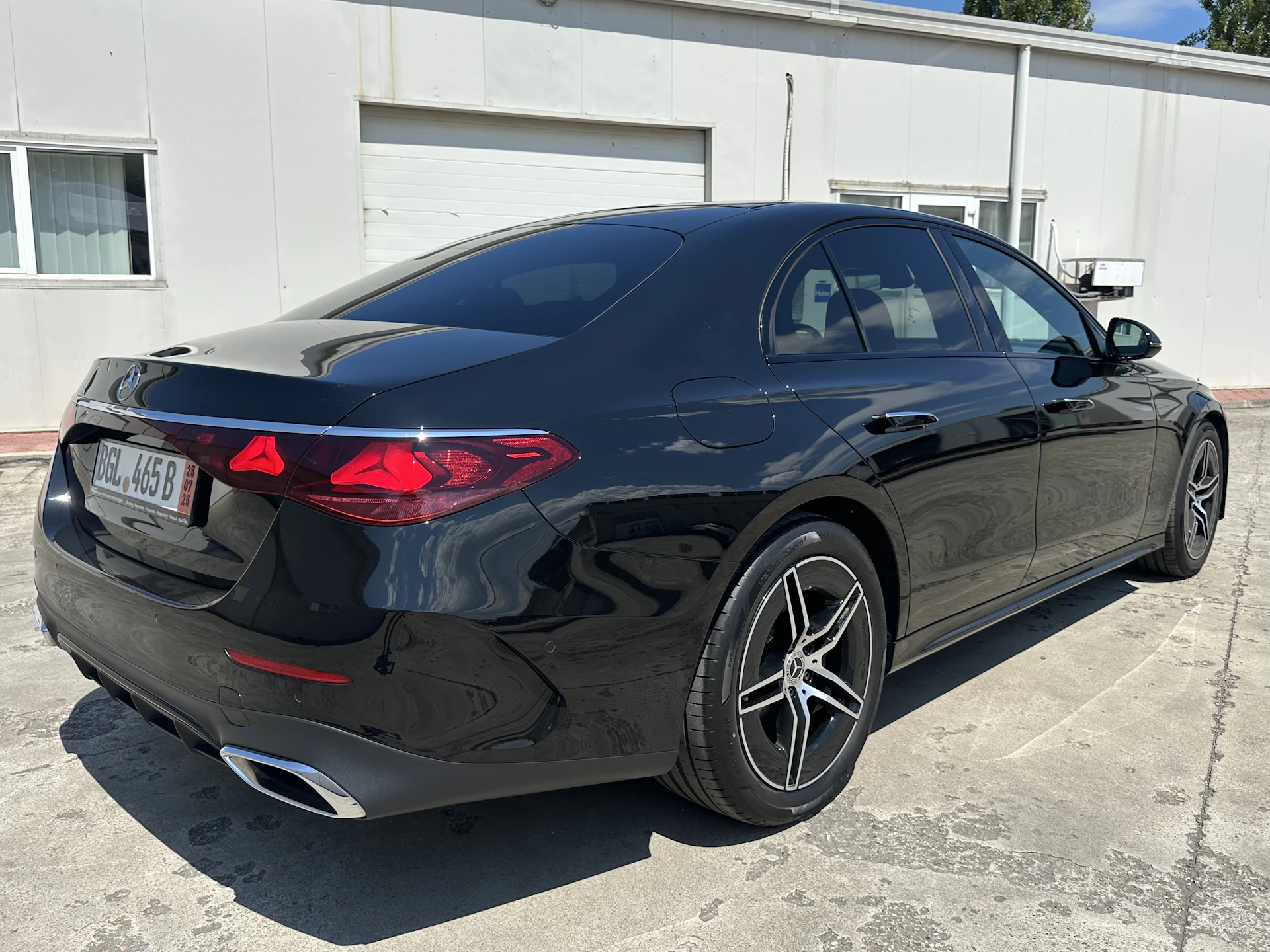 Car Image https://s3-gearspark.s3.amazonaws.com/uploads/user/100102/4b9ada093092499a9f19acadb386a7c3.webp