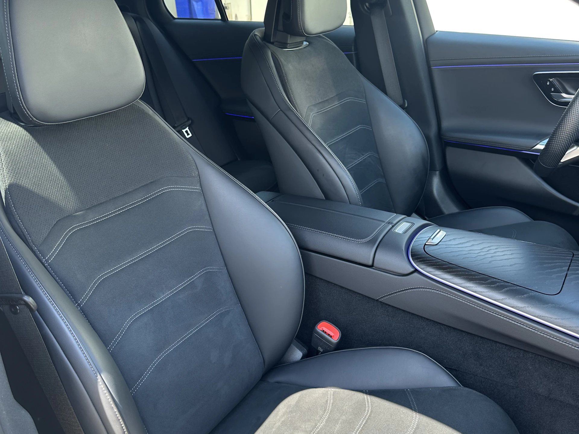 Car Image https://s3-gearspark.s3.amazonaws.com/uploads/user/100102/8783faead866468ba74167390b5dcbe6.webp