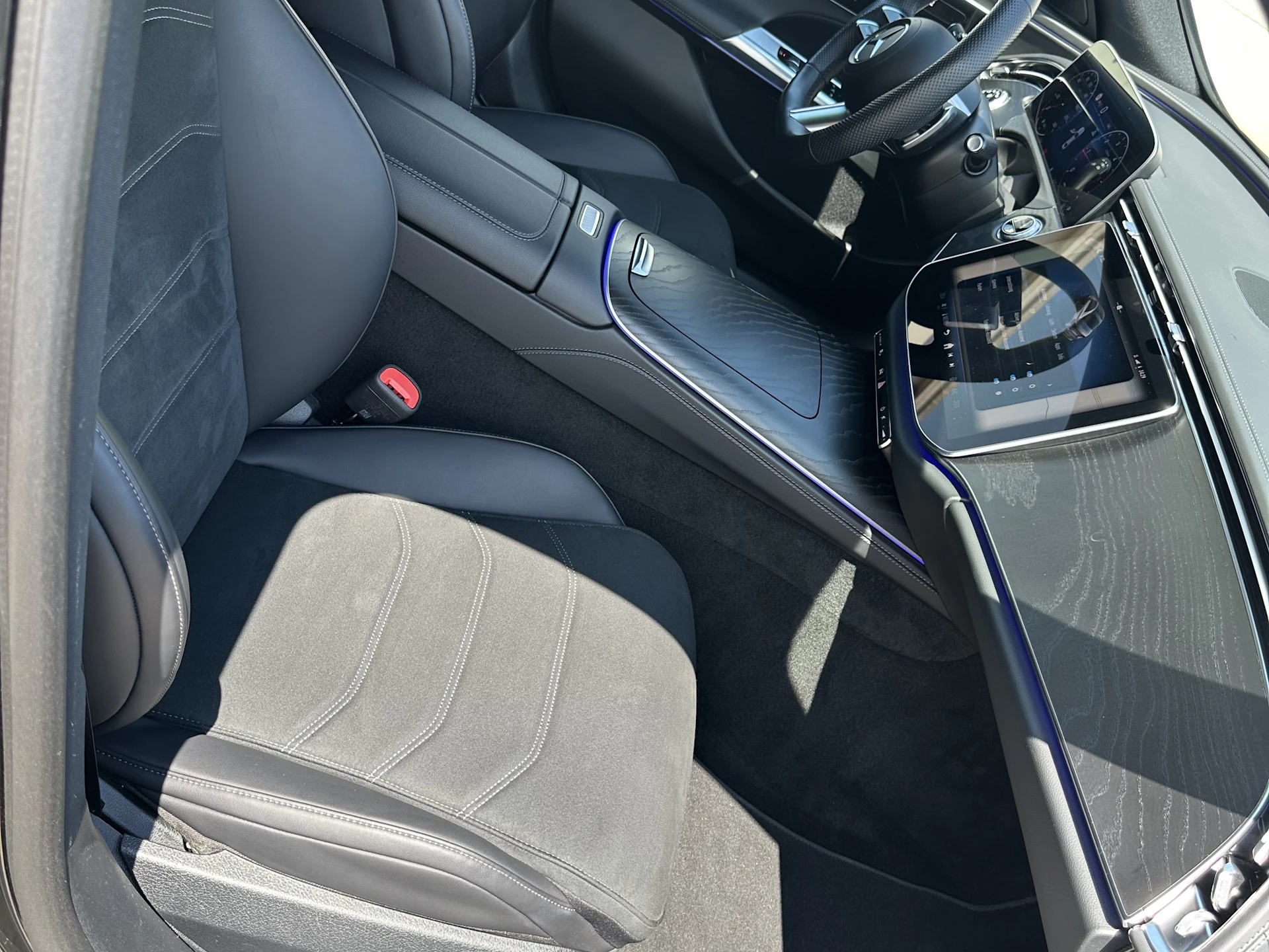 Car Image https://s3-gearspark.s3.amazonaws.com/uploads/user/100102/ac8f12fb26a64400ac15282fe0e36991.webp