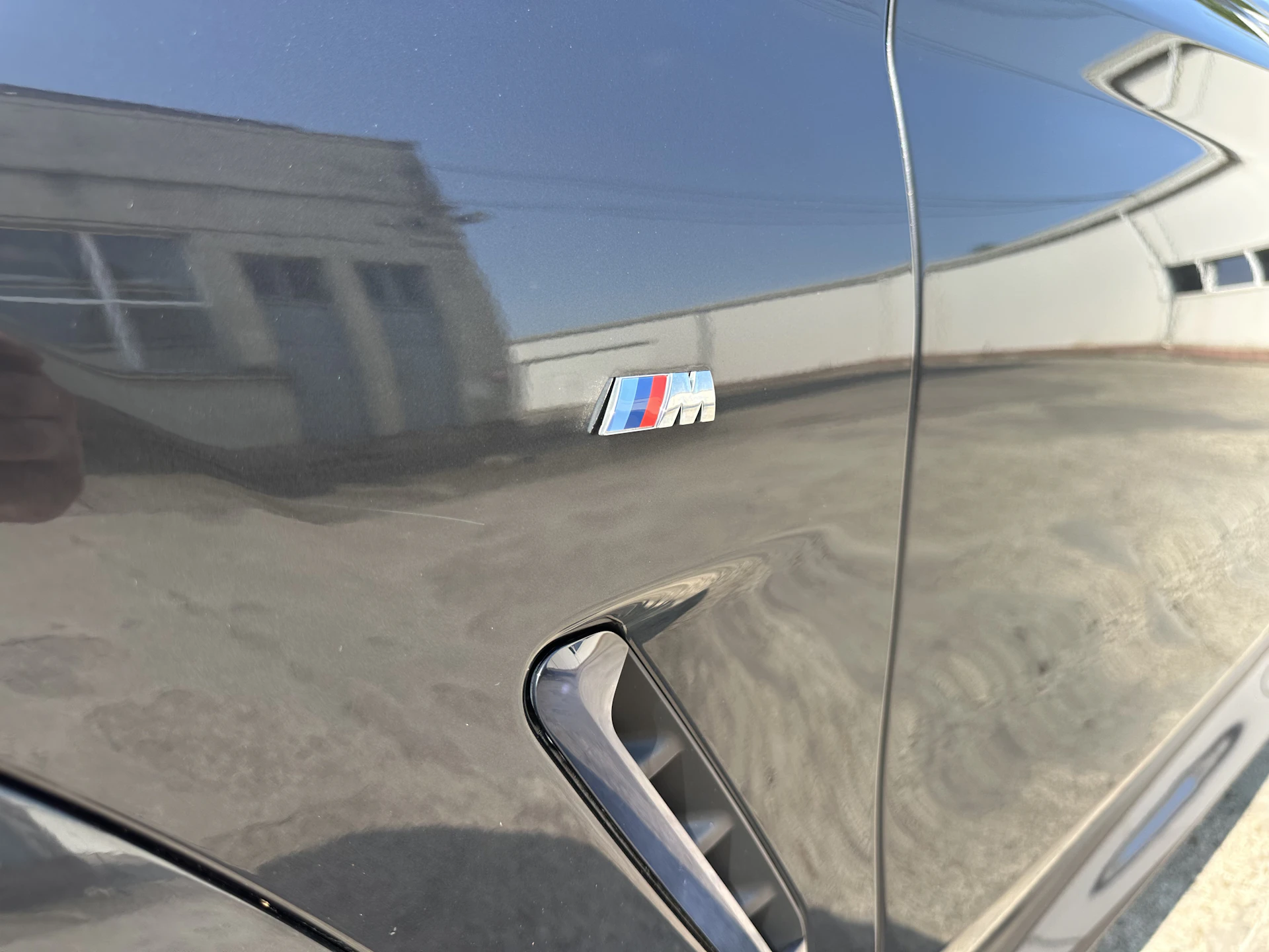 Car Image https://s3-gearspark.s3.amazonaws.com/uploads/user/100103/63a1be8291fe42609fc45729be69d5f2.webp