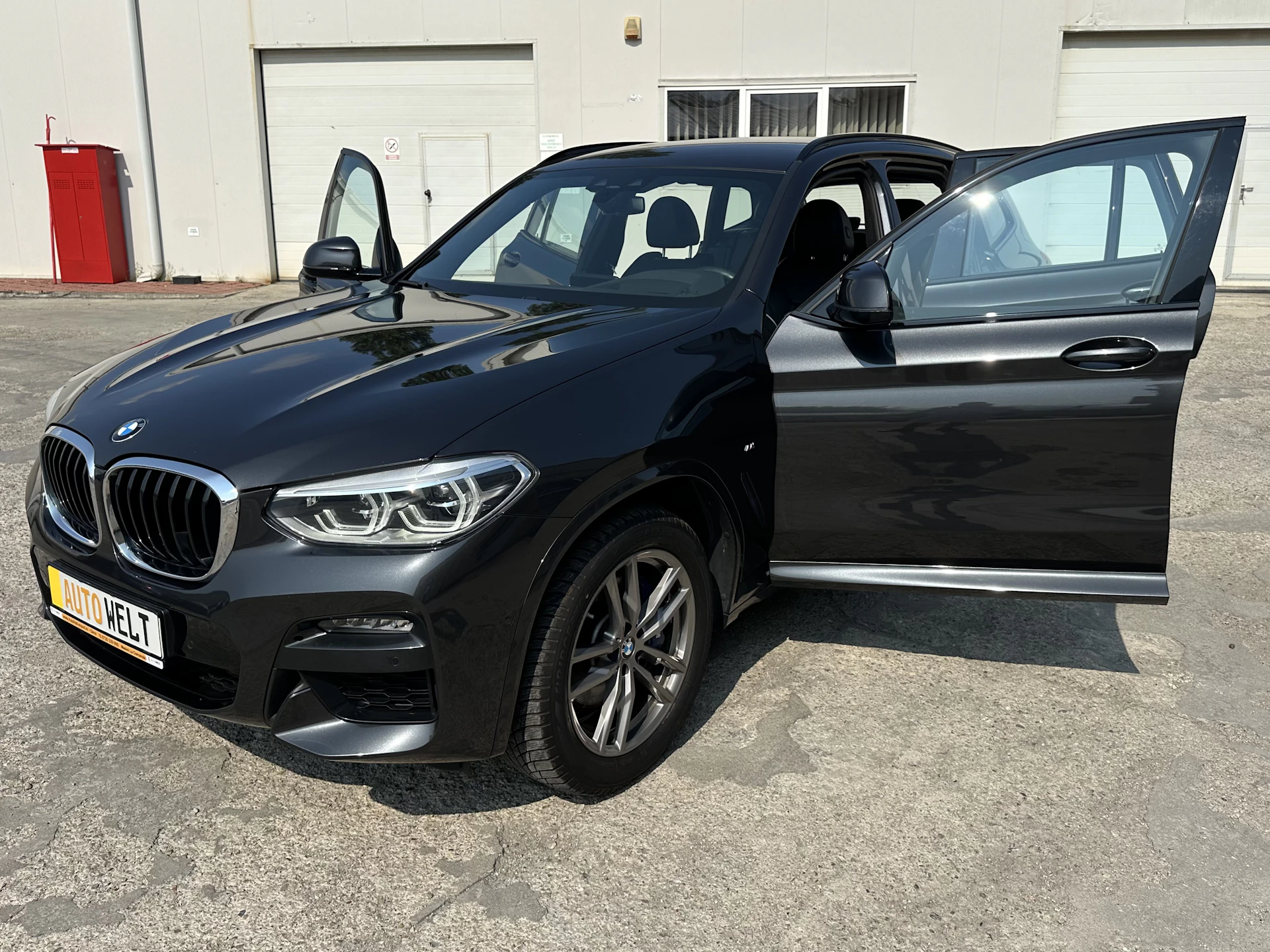 Car Image https://s3-gearspark.s3.amazonaws.com/uploads/user/100103/891a5444de7d4d6cac5dd69799e636ad.webp