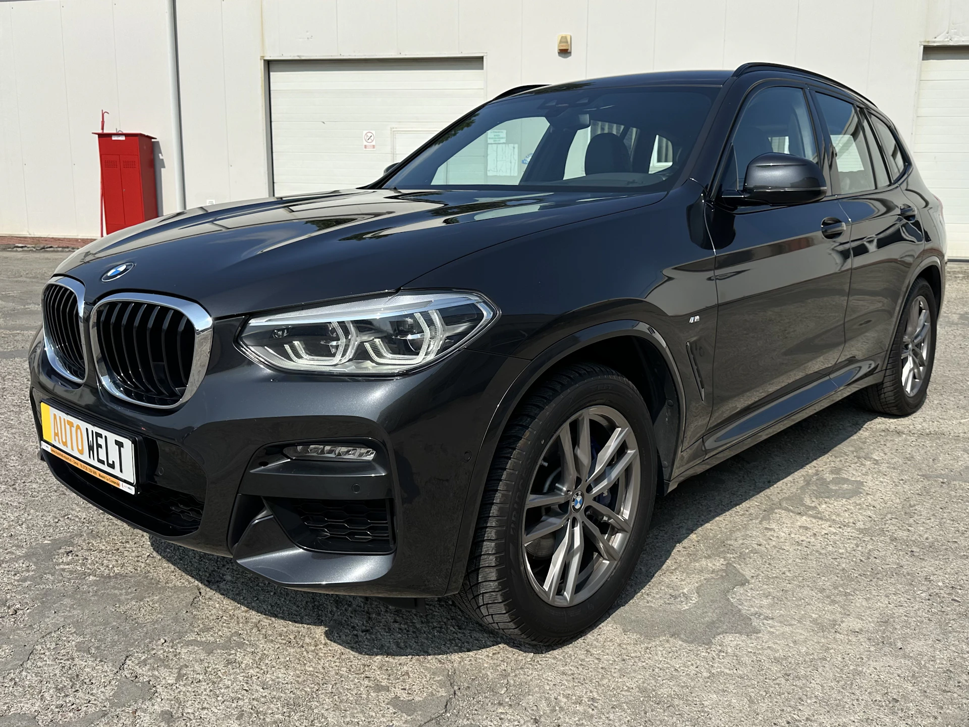 Car Image https://s3-gearspark.s3.amazonaws.com/uploads/user/100103/b731bc9efc2a4a1b8f637ea821952e8f.webp