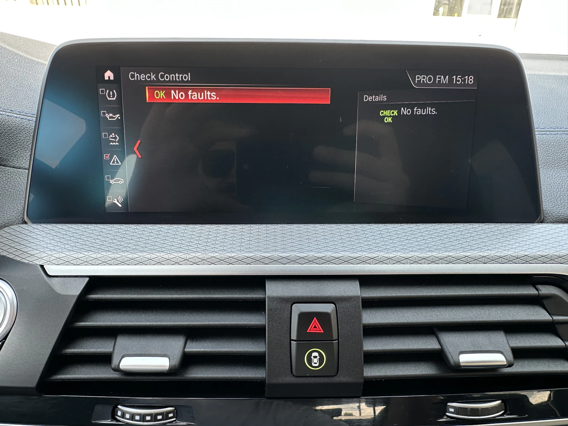 Car Image https://s3-gearspark.s3.amazonaws.com/uploads/user/100103/cfe313941ded46108eaf301c1f850b55.webp