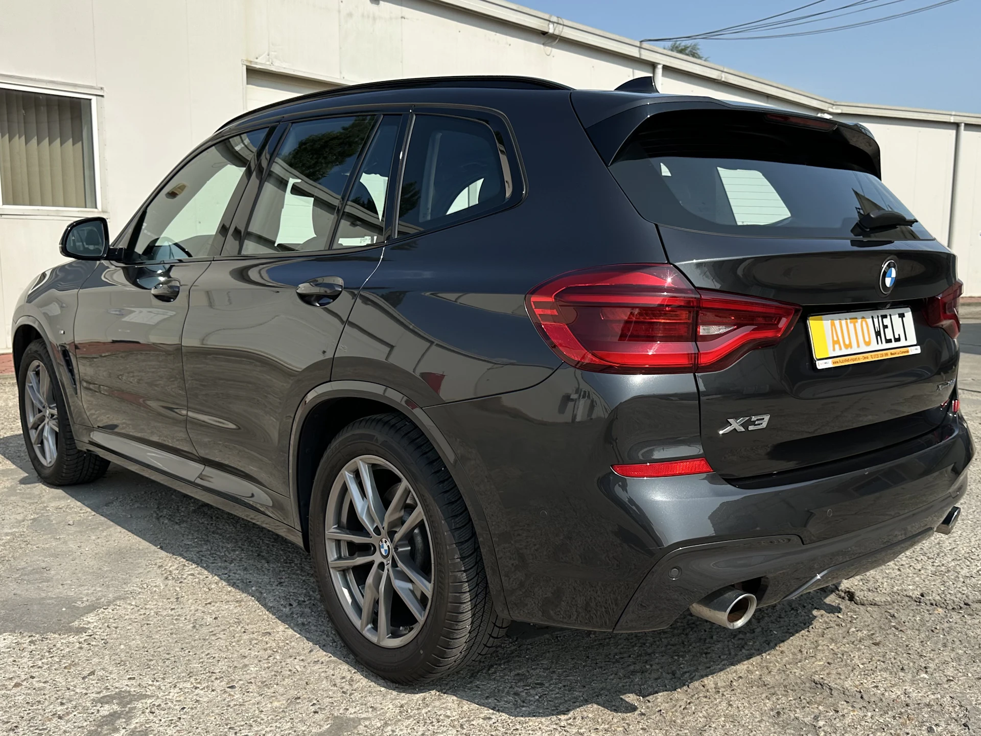 Car Image https://s3-gearspark.s3.amazonaws.com/uploads/user/100103/e2a02a5795c14be9aae2d4891c5fa89c.webp