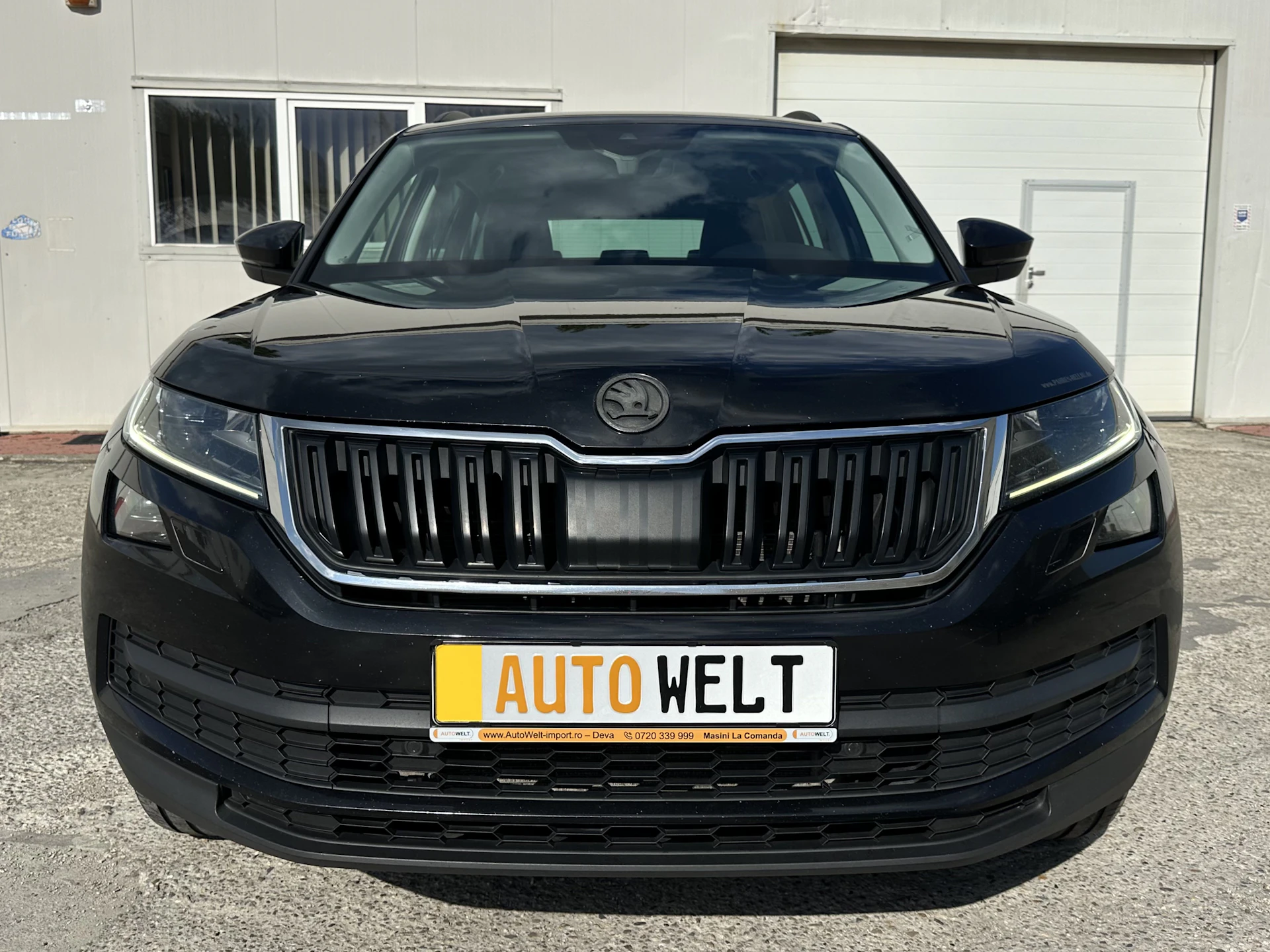 Car Image https://s3-gearspark.s3.amazonaws.com/uploads/user/100105/ae921f7d80f4441eb21c0048fbc85dbd.webp