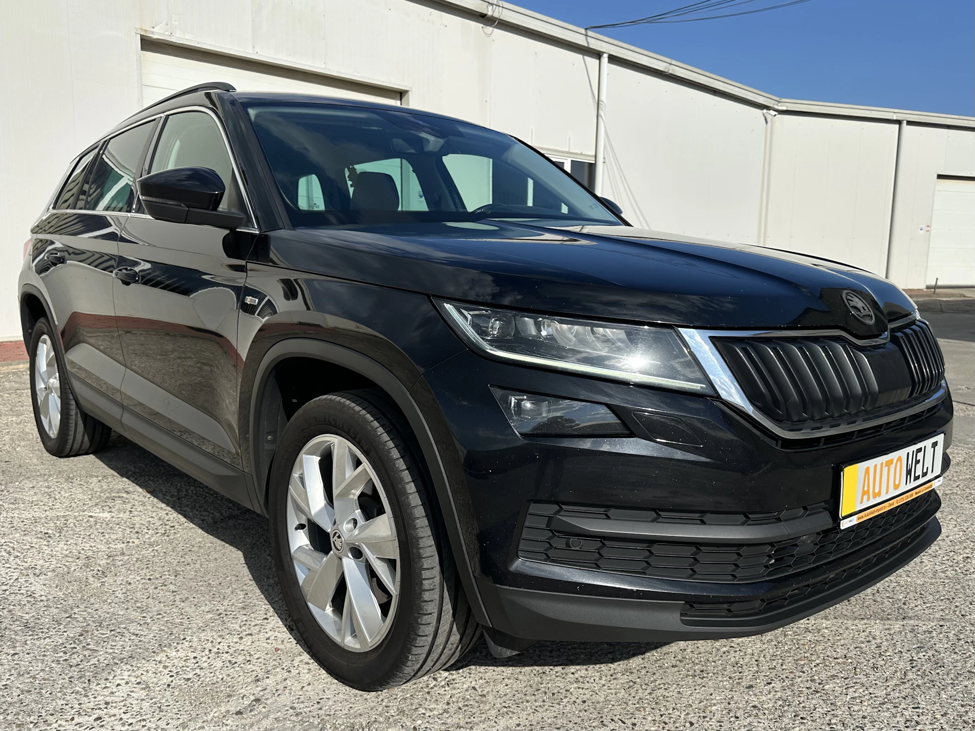 Car Image https://s3-gearspark.s3.amazonaws.com/uploads/user/100105/c6d05cfffc4e4ec7ae20db32c6c1fcf9.webp