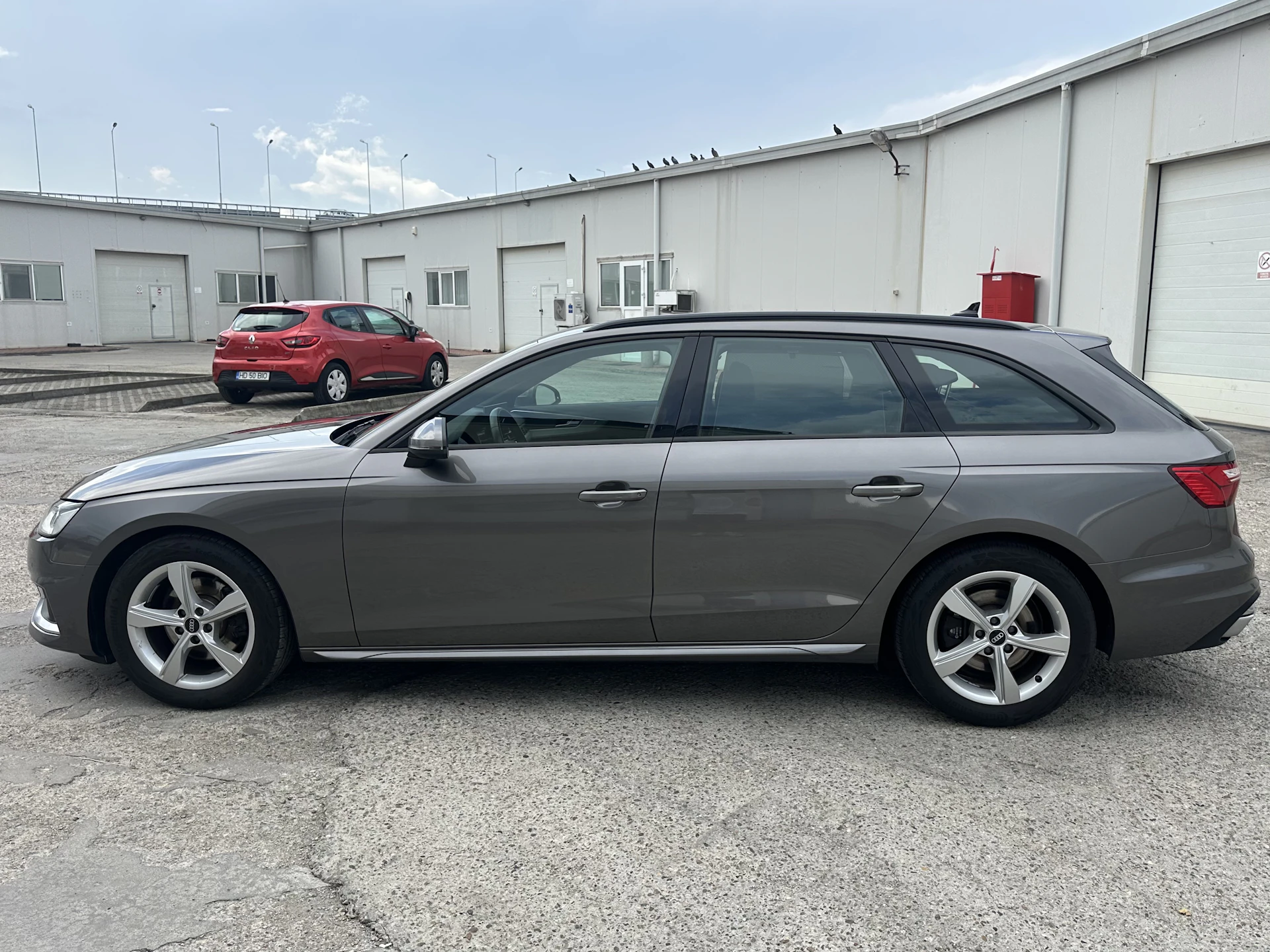 Car Image https://s3-gearspark.s3.amazonaws.com/uploads/user/100106/92ed2d129c484094a02cc544471ef7f1.webp