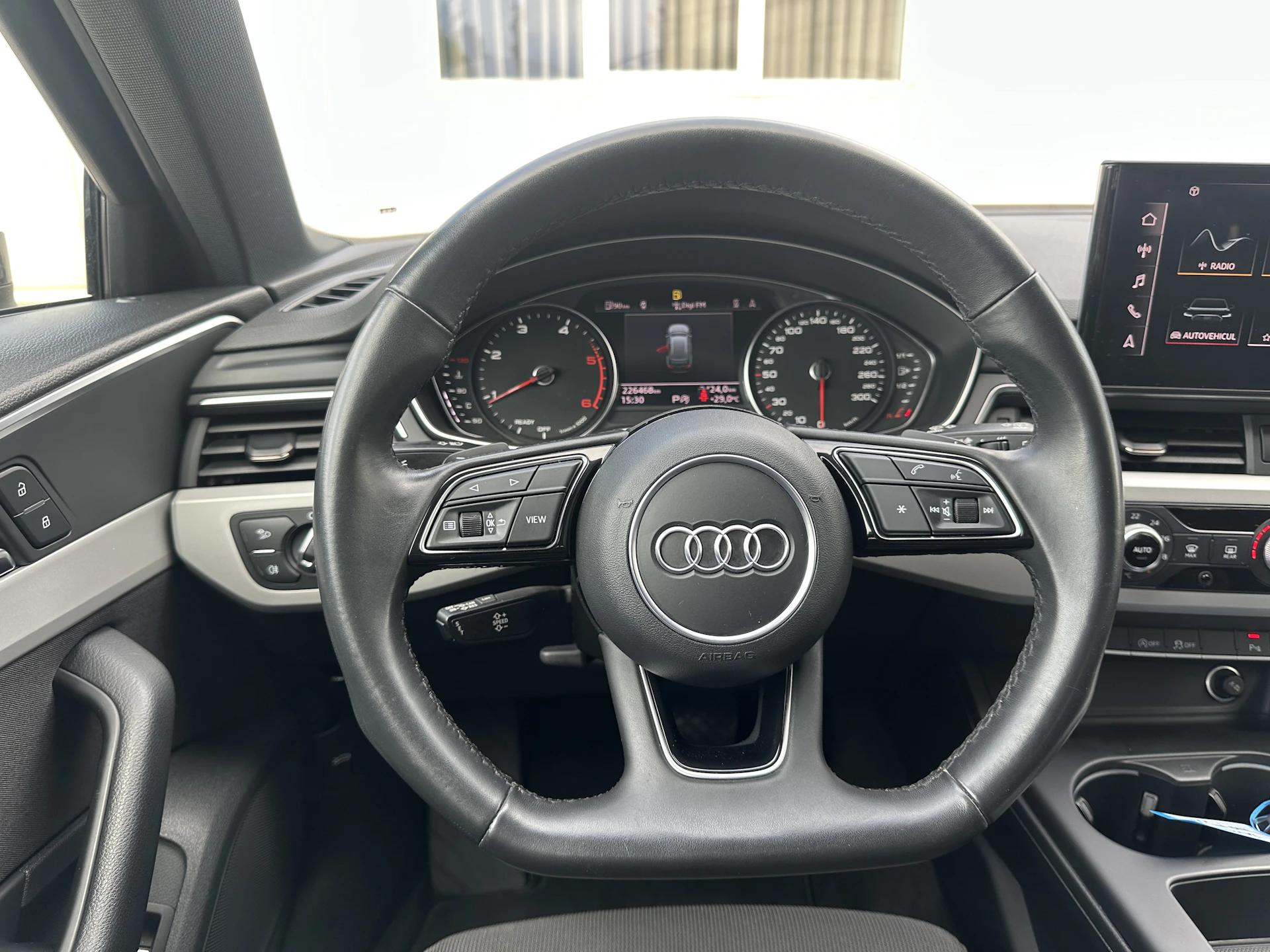 Car Image https://s3-gearspark.s3.amazonaws.com/uploads/user/100106/d61f864f6c8341a38ddbb757e42a46c3.webp