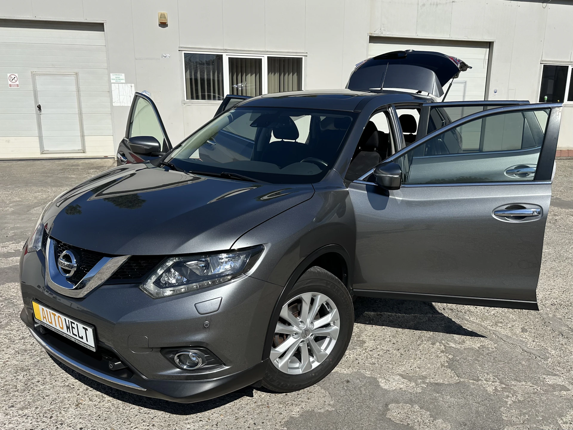 Car Image https://s3-gearspark.s3.amazonaws.com/uploads/user/100107/15e2421fd72f422c8ac1423f9fb4e62a.webp