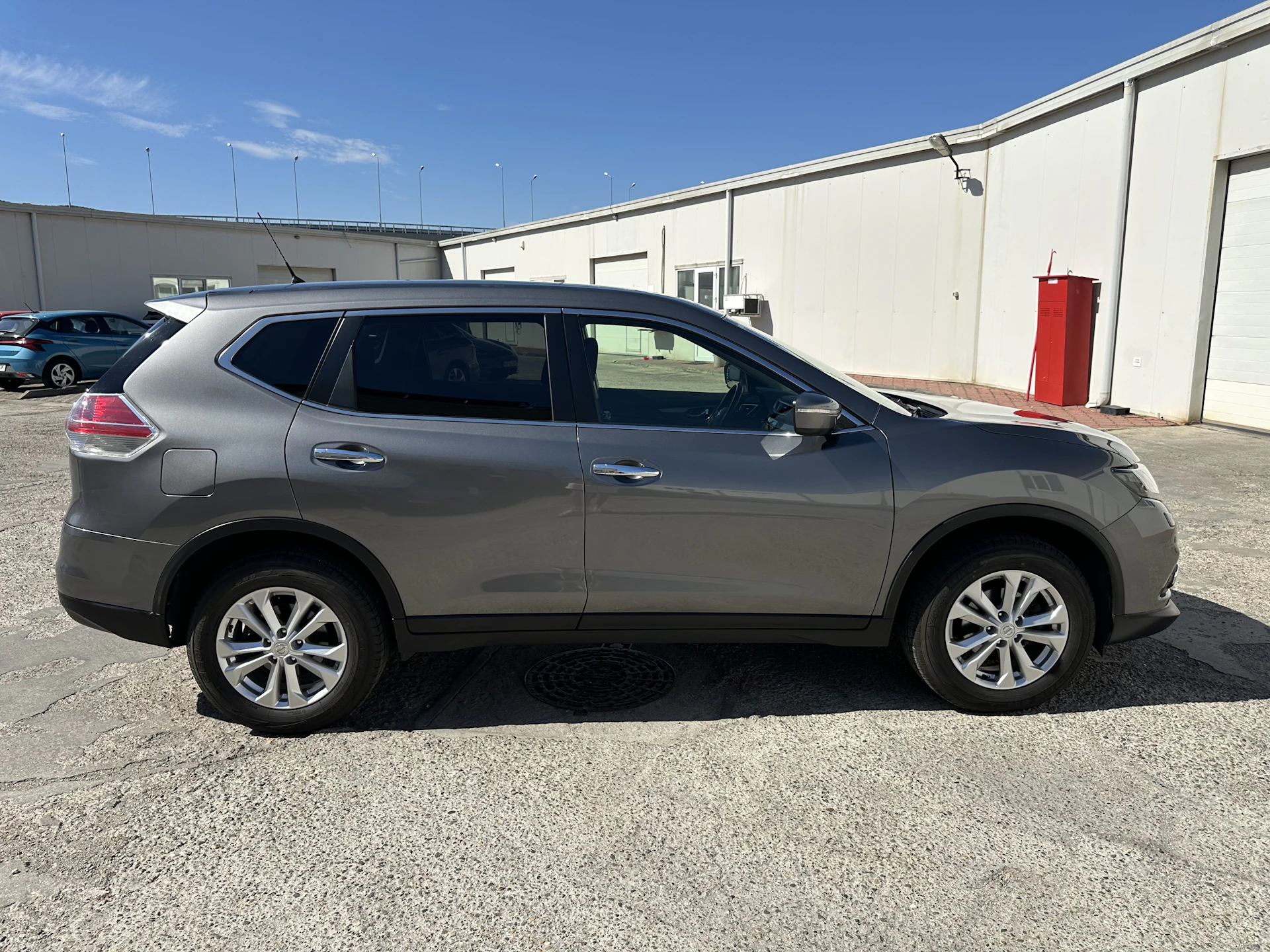 Car Image https://s3-gearspark.s3.amazonaws.com/uploads/user/100107/6a166693941347bfafb25524bb53543a.webp