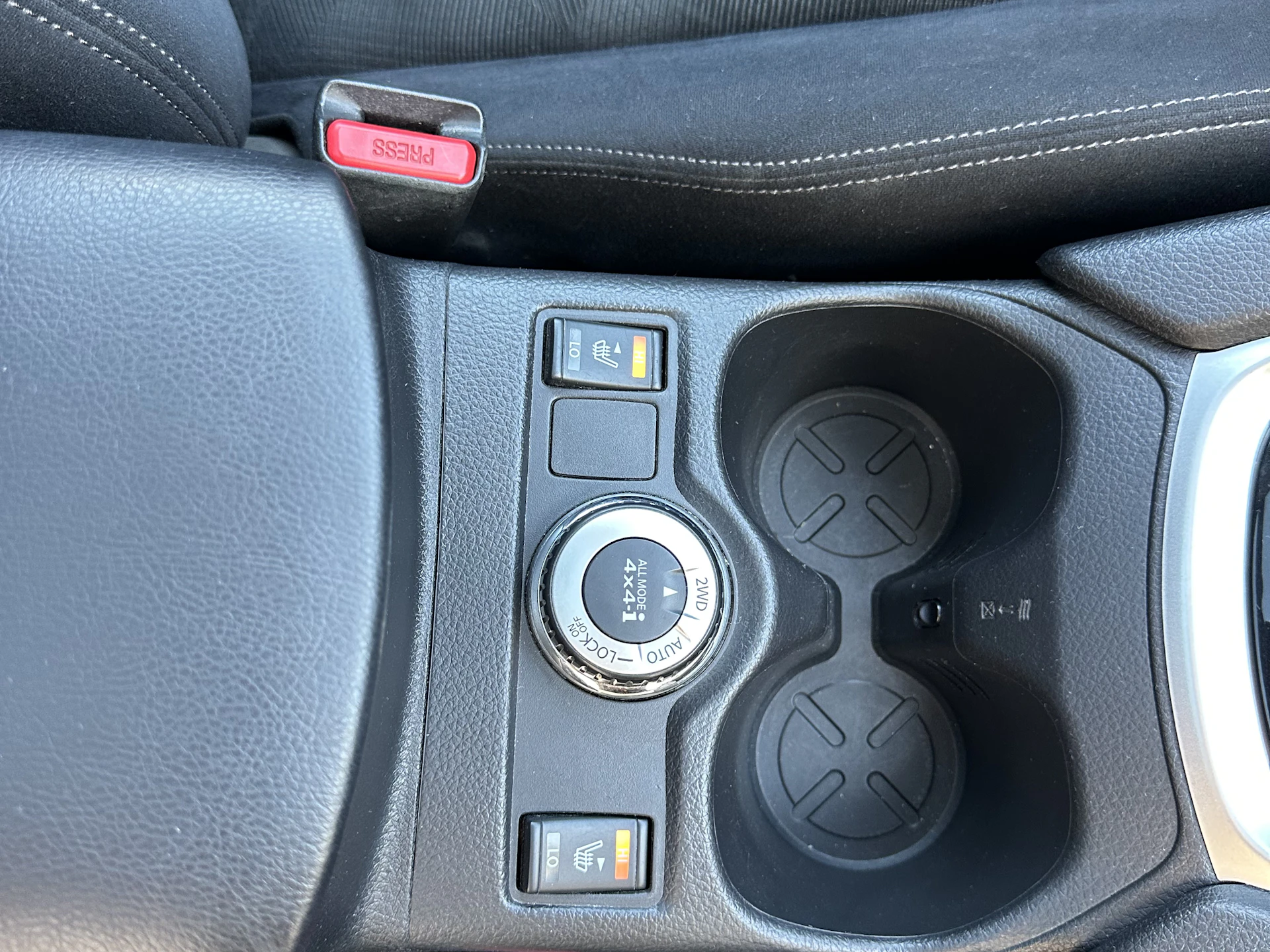 Car Image https://s3-gearspark.s3.amazonaws.com/uploads/user/100107/6e7967f7395d4758b71f001c85abd15f.webp