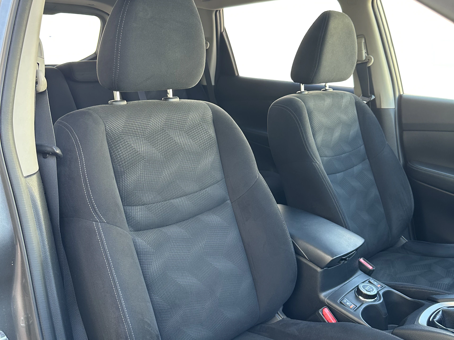 Car Image https://s3-gearspark.s3.amazonaws.com/uploads/user/100107/dd786b8a25b14b55b08a9f435670c3be.webp