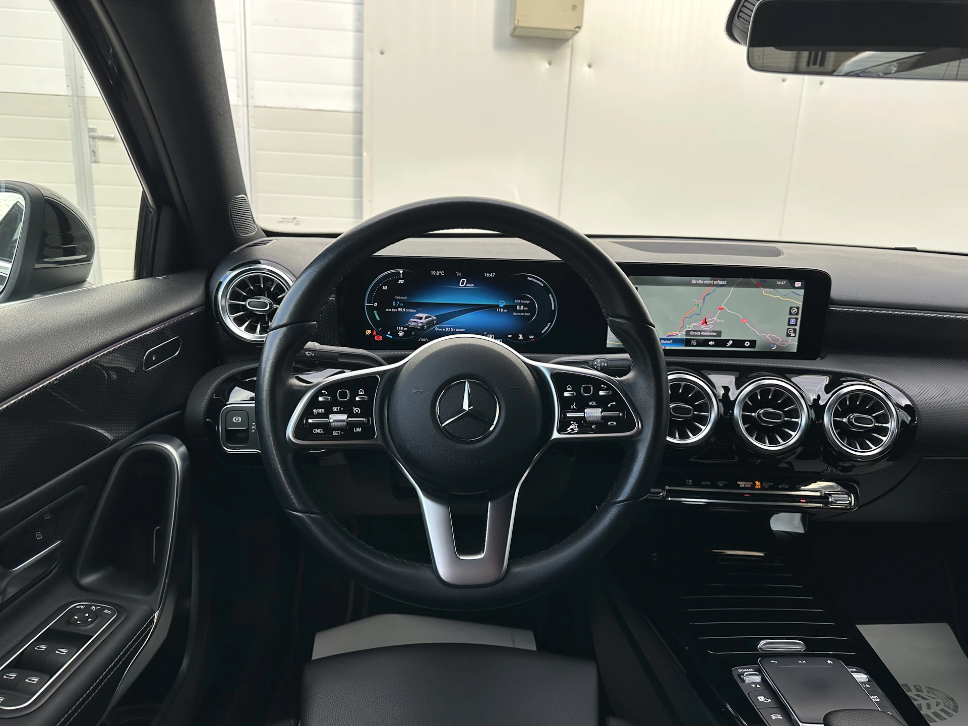 Car Image https://s3-gearspark.s3.amazonaws.com/uploads/user/100108/38b4927df6de439d9fc389add29cd2f0.webp