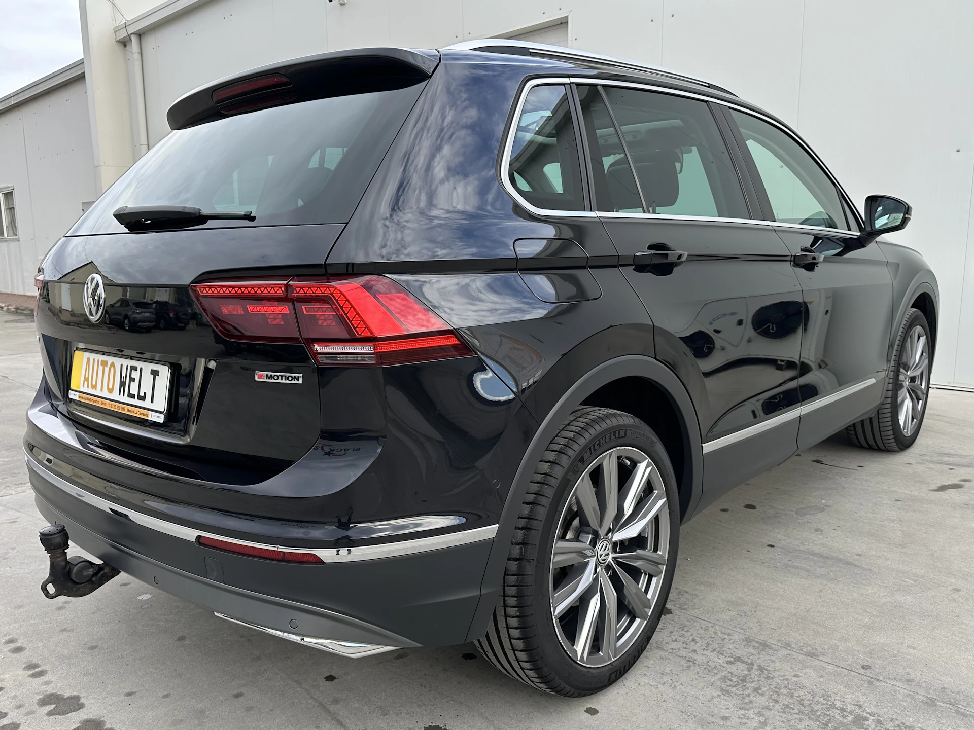 Car Image https://s3-gearspark.s3.amazonaws.com/uploads/user/100109/0b880e5a03c1405d8f8a97b7311c7982.webp