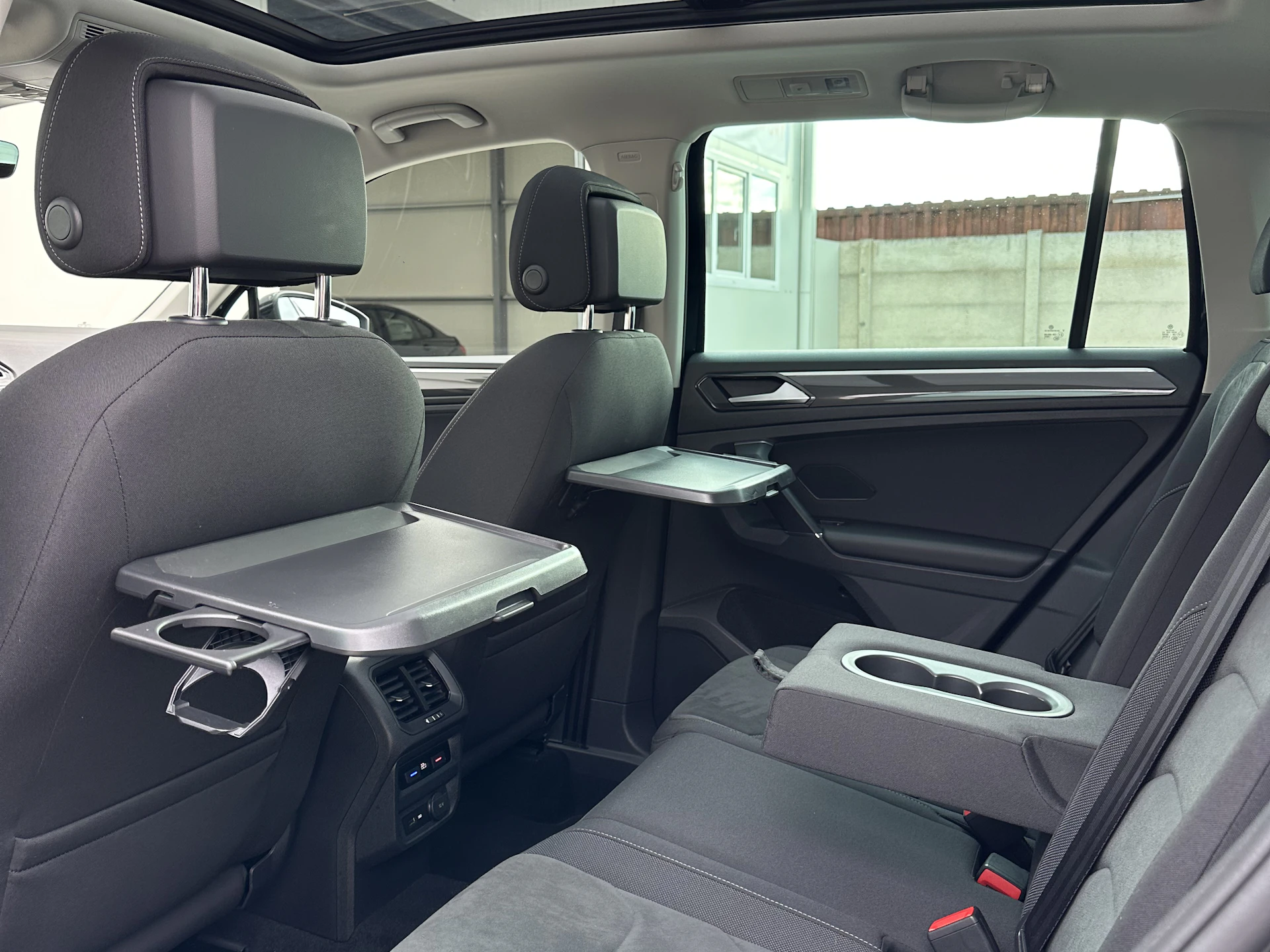 Car Image https://s3-gearspark.s3.amazonaws.com/uploads/user/100109/31129a074d82429e83ef5d4a0ed4e2e0.webp