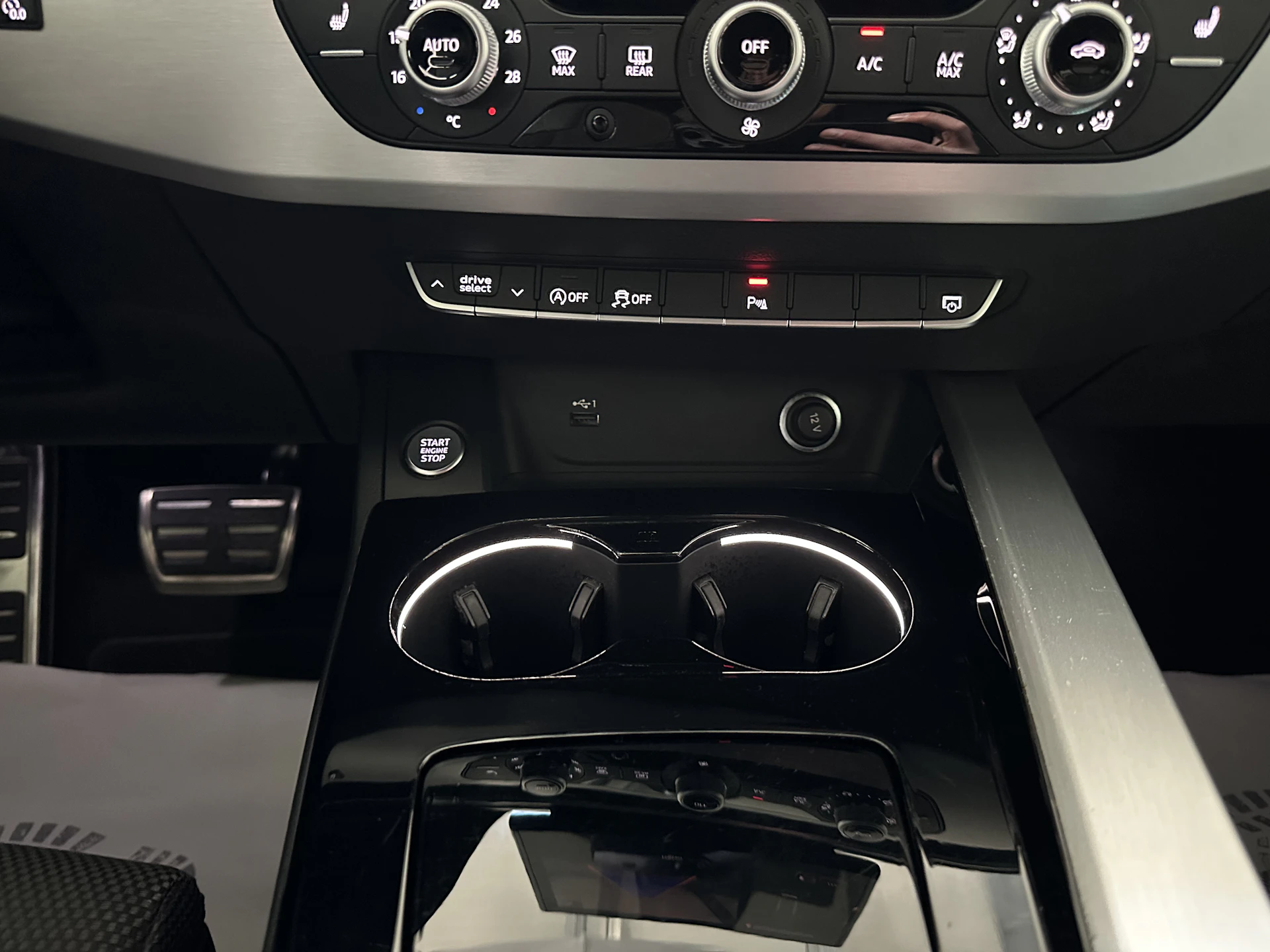 Car Image https://s3-gearspark.s3.amazonaws.com/uploads/user/100110/300d77e664374ba8a92510ba24c016f9.webp