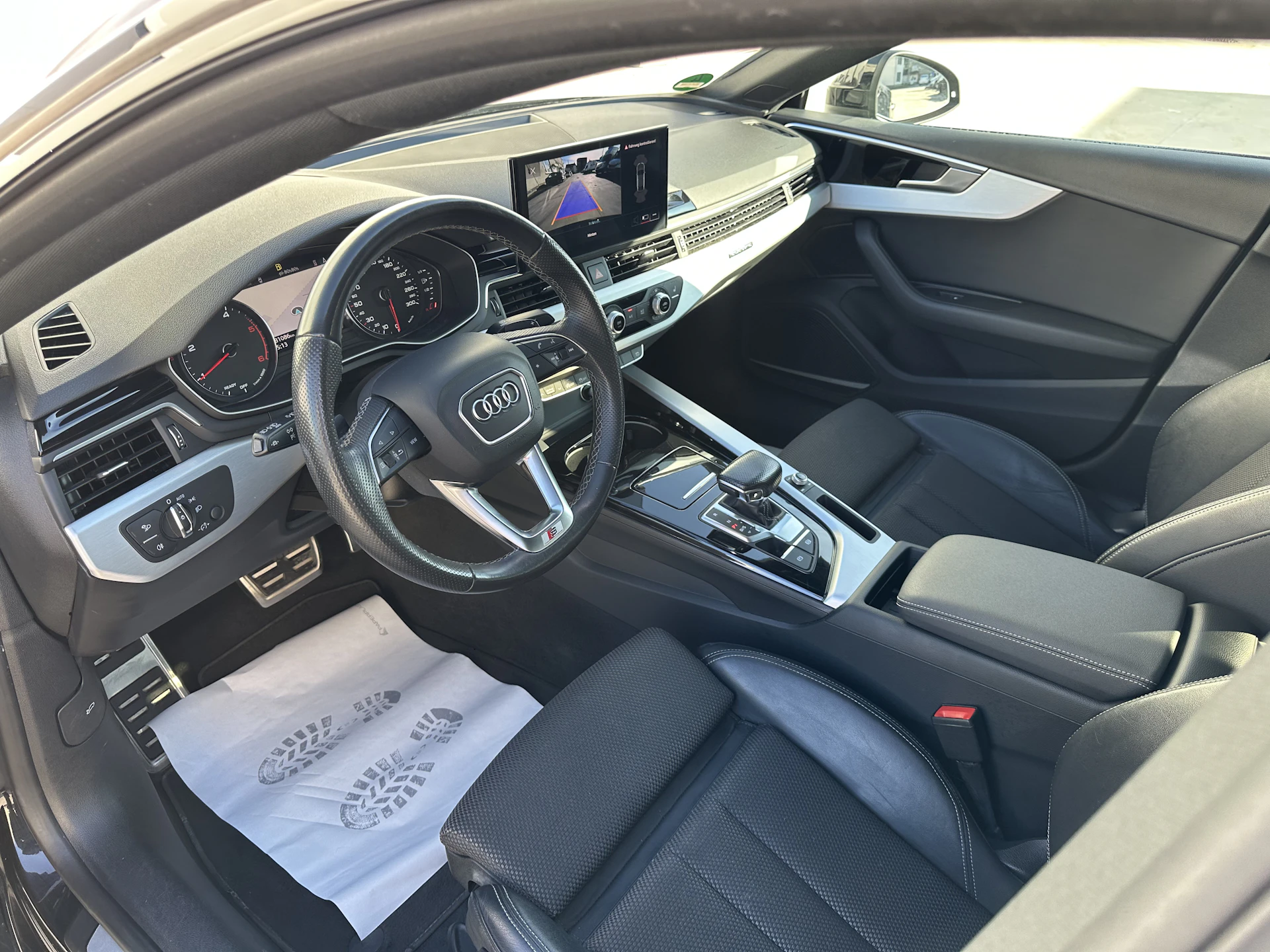 Car Image https://s3-gearspark.s3.amazonaws.com/uploads/user/100110/41f4d269a5b543ccaaab55f8d4416bd3.webp