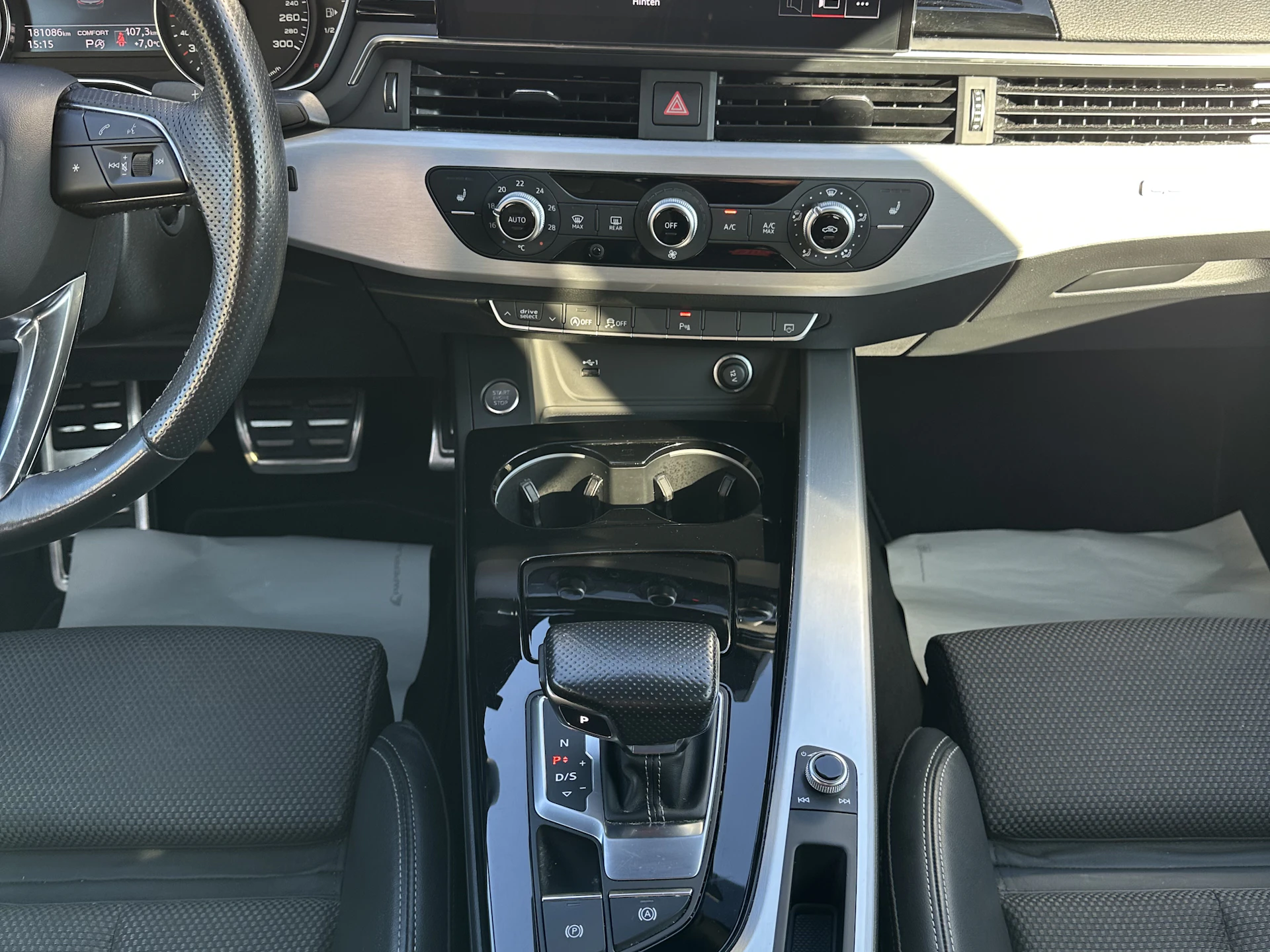 Car Image https://s3-gearspark.s3.amazonaws.com/uploads/user/100110/a59b62caf1564fe5a697e814fb35d091.webp