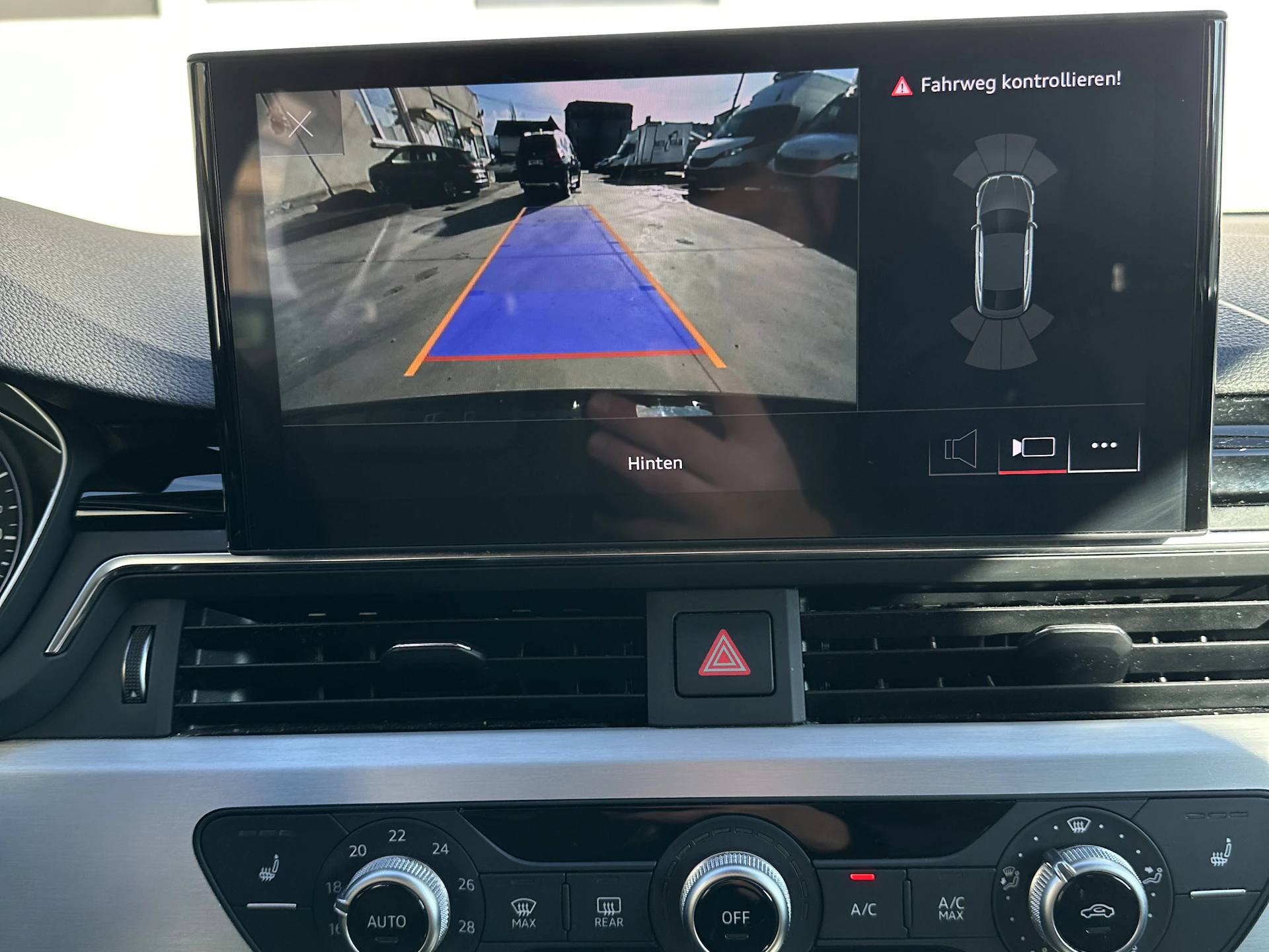 Car Image https://s3-gearspark.s3.amazonaws.com/uploads/user/100110/f95daa05225046c5a734dd7533e5bfe3.webp