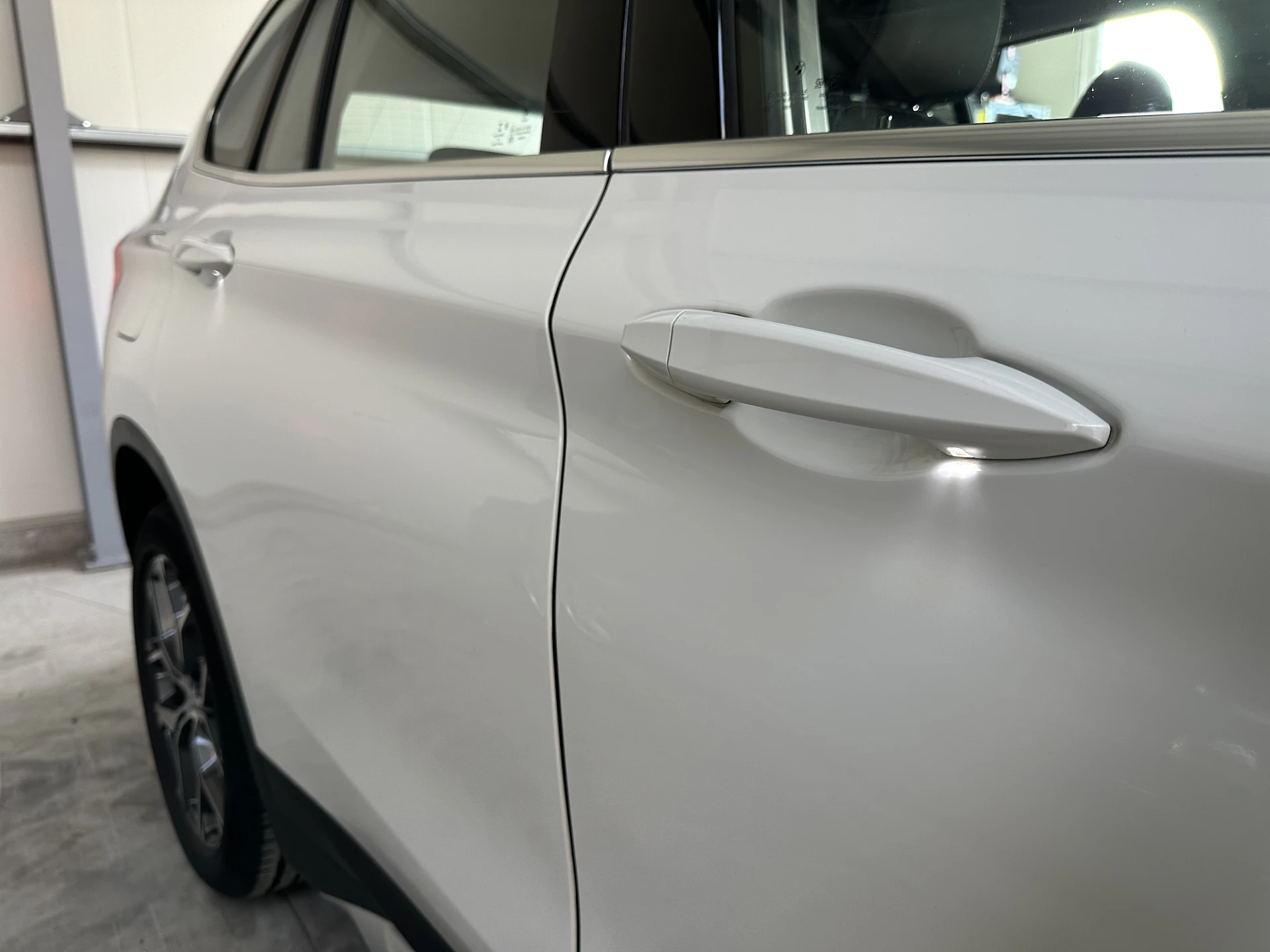 Car Image https://s3-gearspark.s3.amazonaws.com/uploads/user/100111/21aedc19abc3486c9977c68eb996cd45.webp