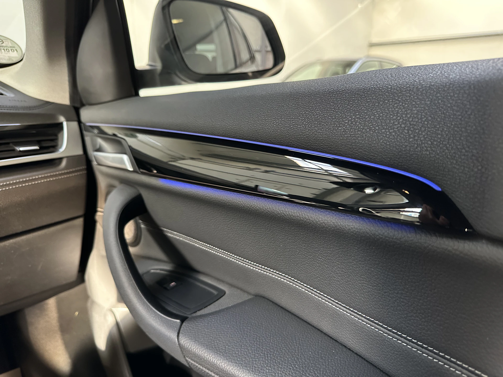 Car Image https://s3-gearspark.s3.amazonaws.com/uploads/user/100111/41b19f8278ee473d97c1b4626e026381.webp