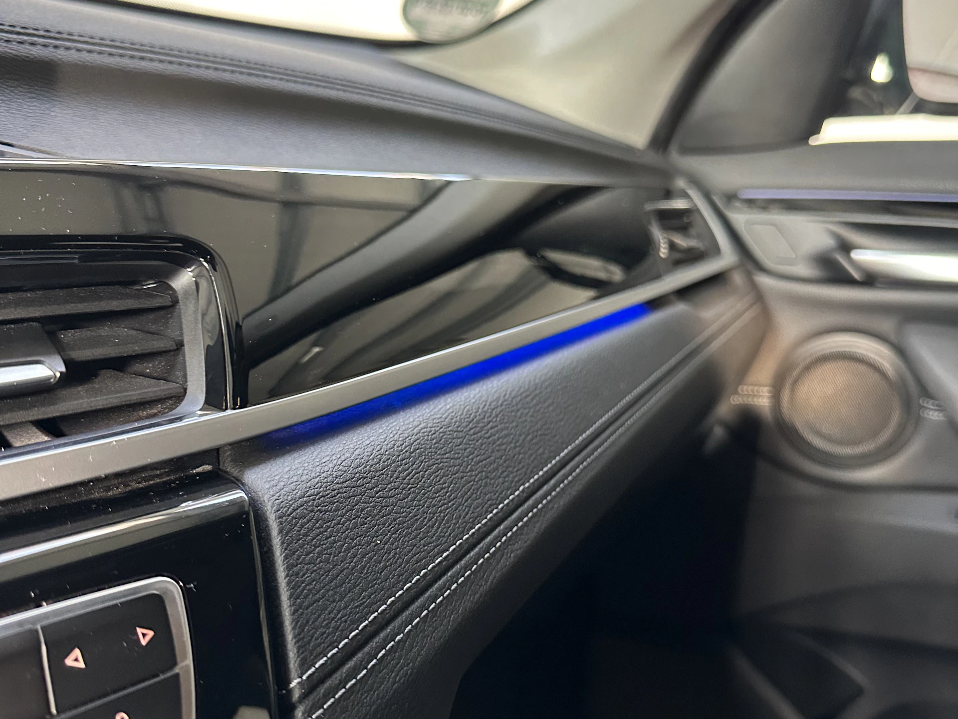 Car Image https://s3-gearspark.s3.amazonaws.com/uploads/user/100111/b24db26df114473ab2061d548c8bbe04.webp