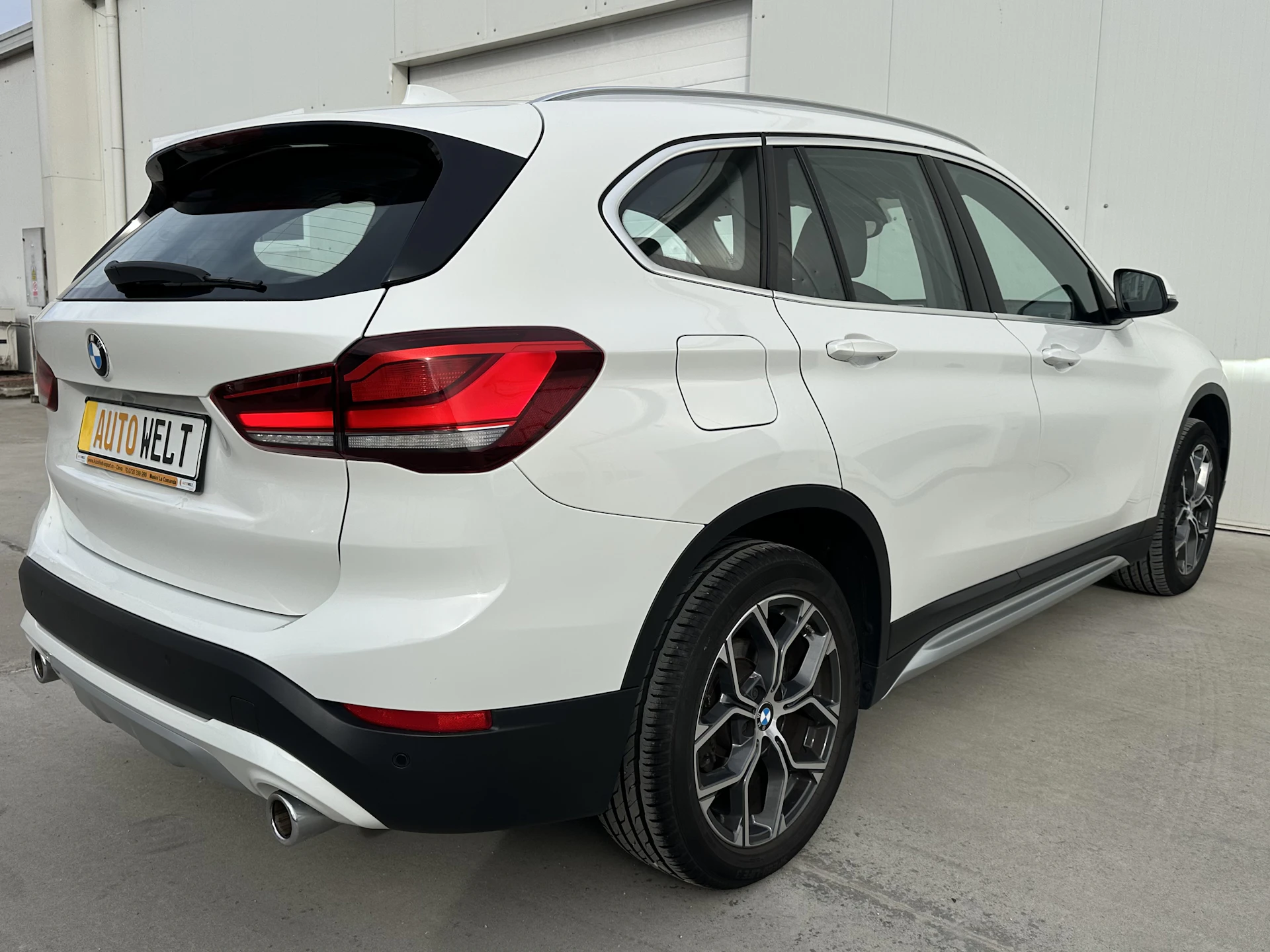 Car Image https://s3-gearspark.s3.amazonaws.com/uploads/user/100111/e7c99c103b16436a95ea9c8ab0f8ee4e.webp