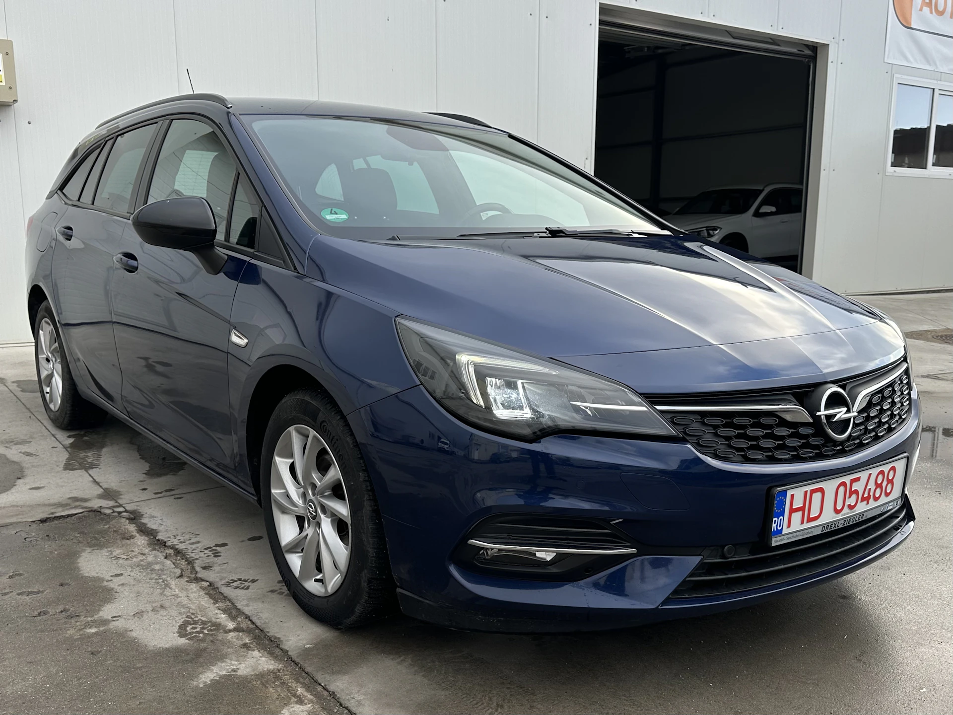 Car Image https://s3-gearspark.s3.amazonaws.com/uploads/user/100112/825b3b92899b4b378f1a9358d5207c7a.webp