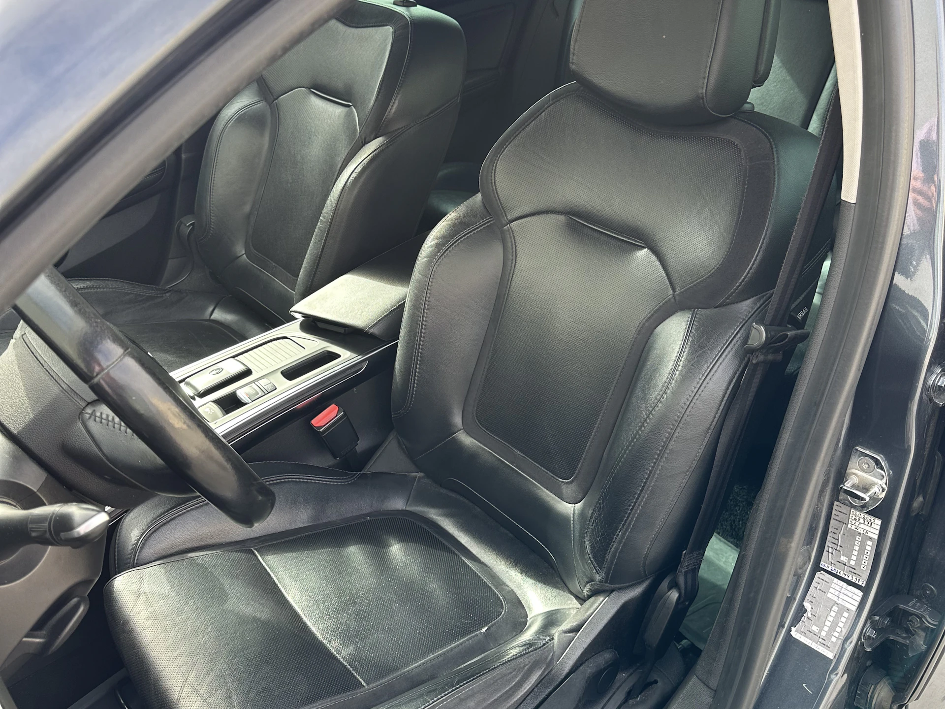 Car Image https://s3-gearspark.s3.amazonaws.com/uploads/user/100113/8166f5a424a64015883deb5bb3fd393d.webp