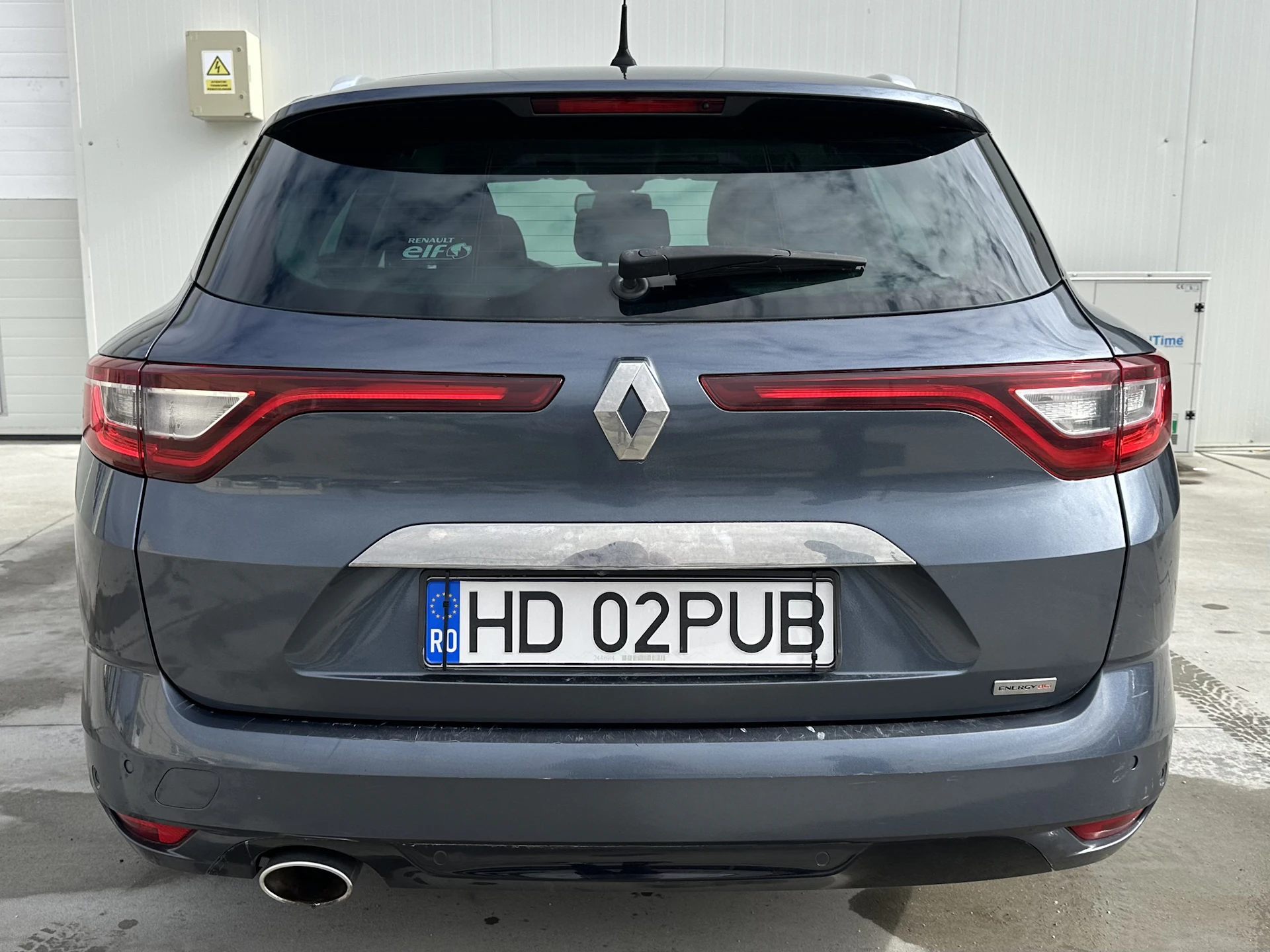 Car Image https://s3-gearspark.s3.amazonaws.com/uploads/user/100113/8506ba68eee3408f8c67d55b00ff0385.webp