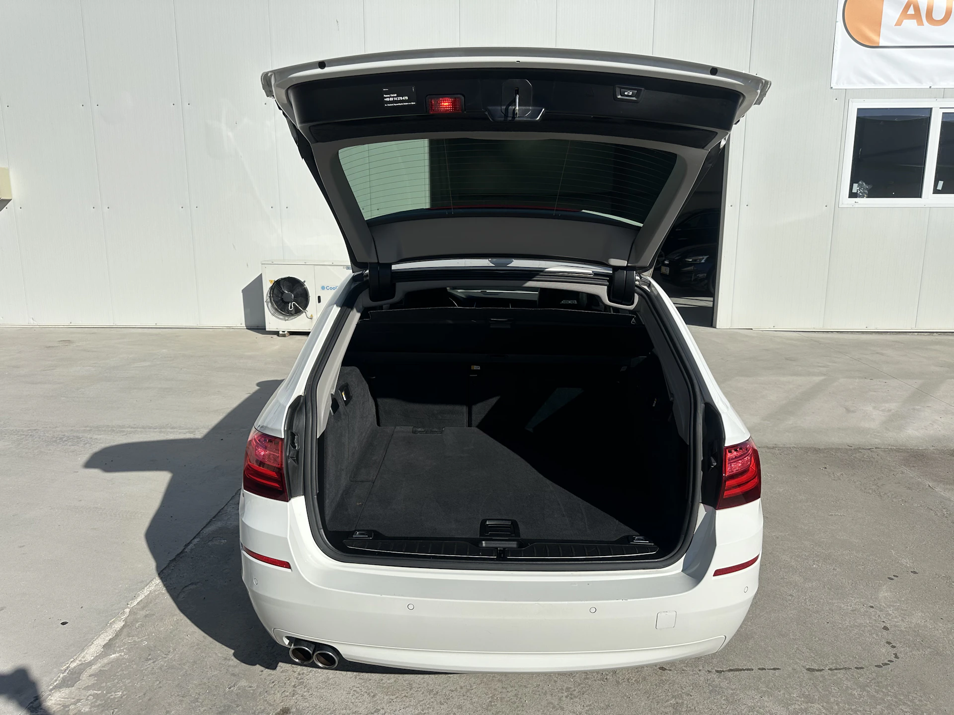 Car Image https://s3-gearspark.s3.amazonaws.com/uploads/user/100114/c8122da391b3441fba281cad59dee92f.webp