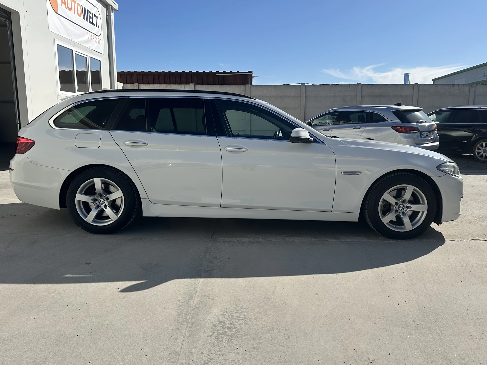 Car Image https://s3-gearspark.s3.amazonaws.com/uploads/user/100114/f35c1c0ff1e1406eaab7c5f52fdec3b2.webp