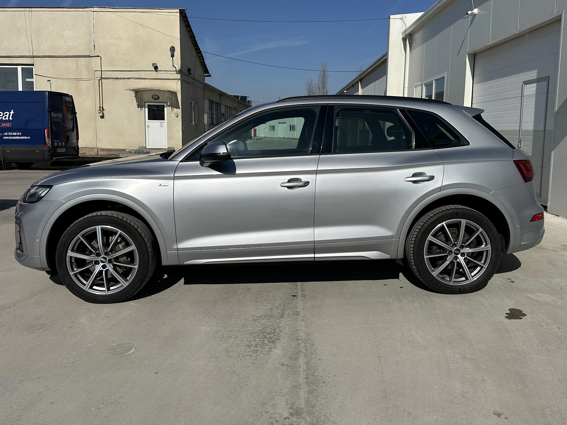 Car Image https://s3-gearspark.s3.amazonaws.com/uploads/user/100115/32a57e453bd94a67922fc4e713fe9007.webp