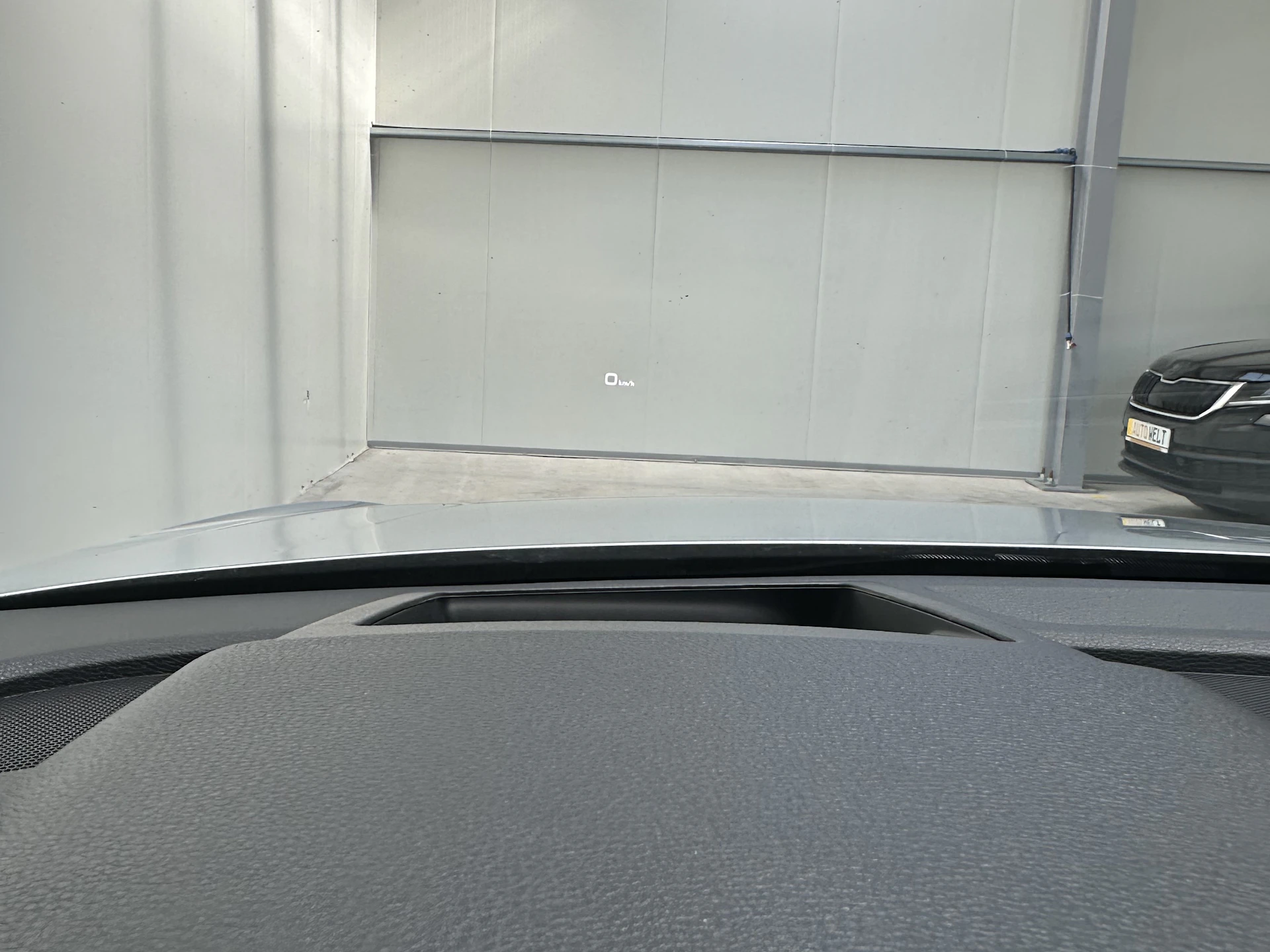 Car Image https://s3-gearspark.s3.amazonaws.com/uploads/user/100115/9a6f56c0755d4476b7b0a96b52927b65.webp