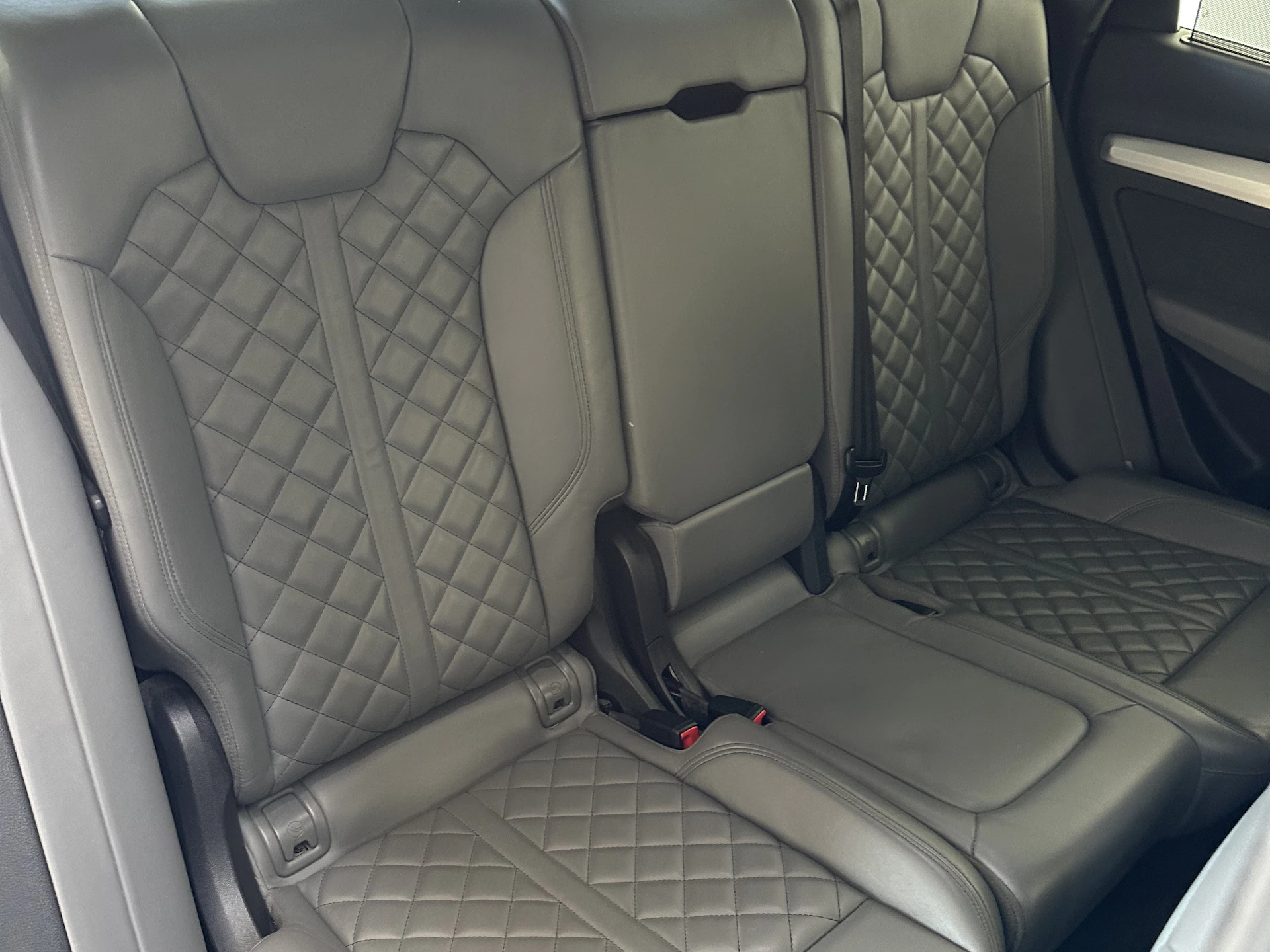 Car Image https://s3-gearspark.s3.amazonaws.com/uploads/user/100115/a0e65bf6ae594835adbb1d8fdfbfca05.webp