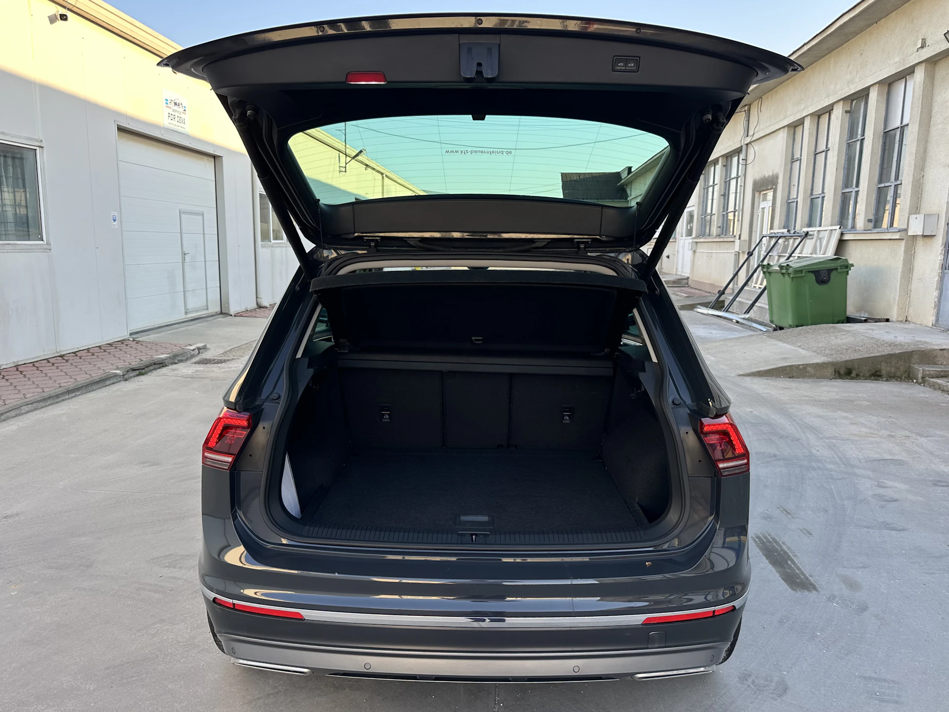 Car Image https://s3-gearspark.s3.amazonaws.com/uploads/user/100116/0ef349e7b6b34426821bd18df16816ed.webp