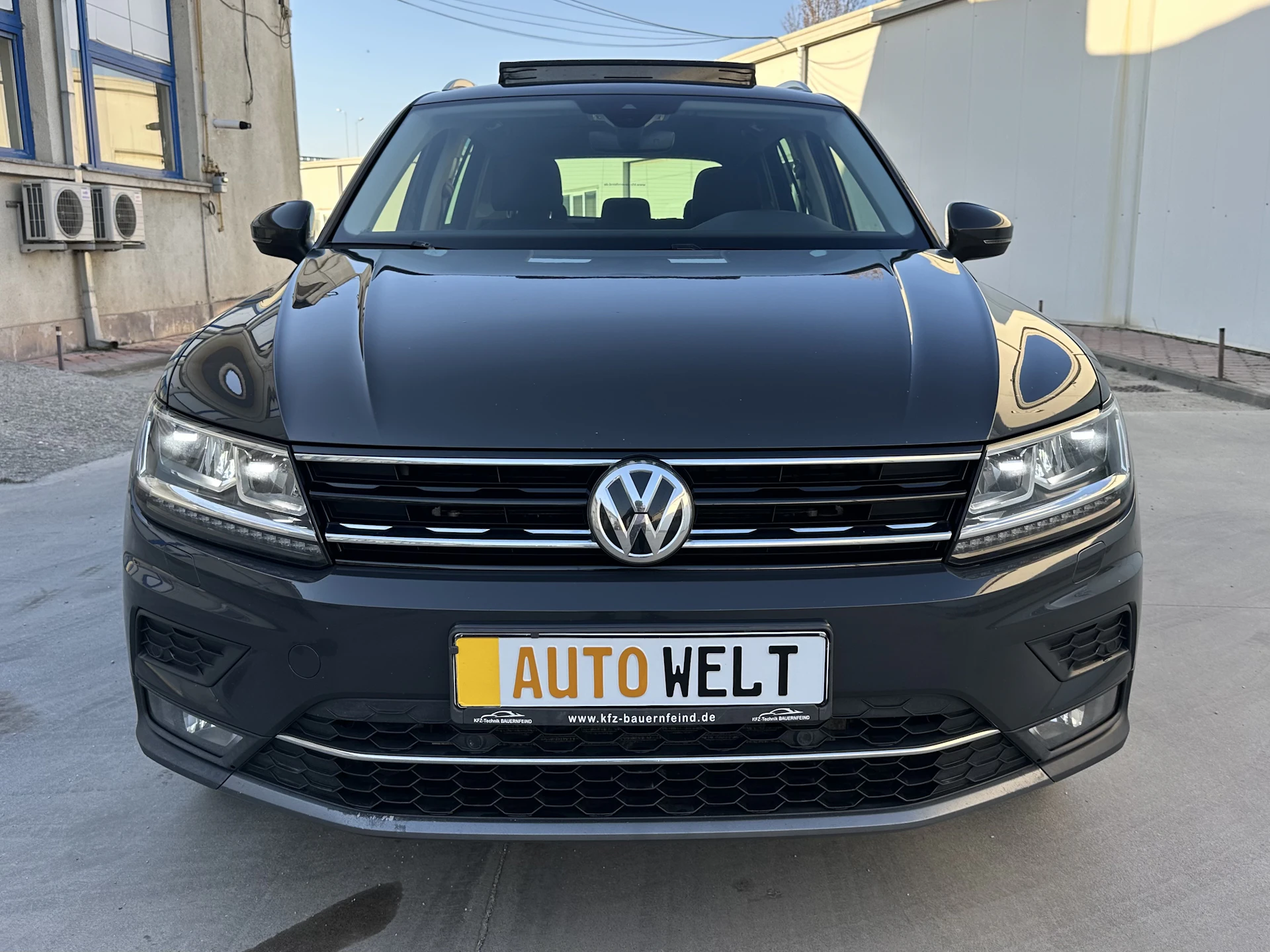 Car Image https://s3-gearspark.s3.amazonaws.com/uploads/user/100116/48951cb2faad48439e5af05d93cc7b4d.webp