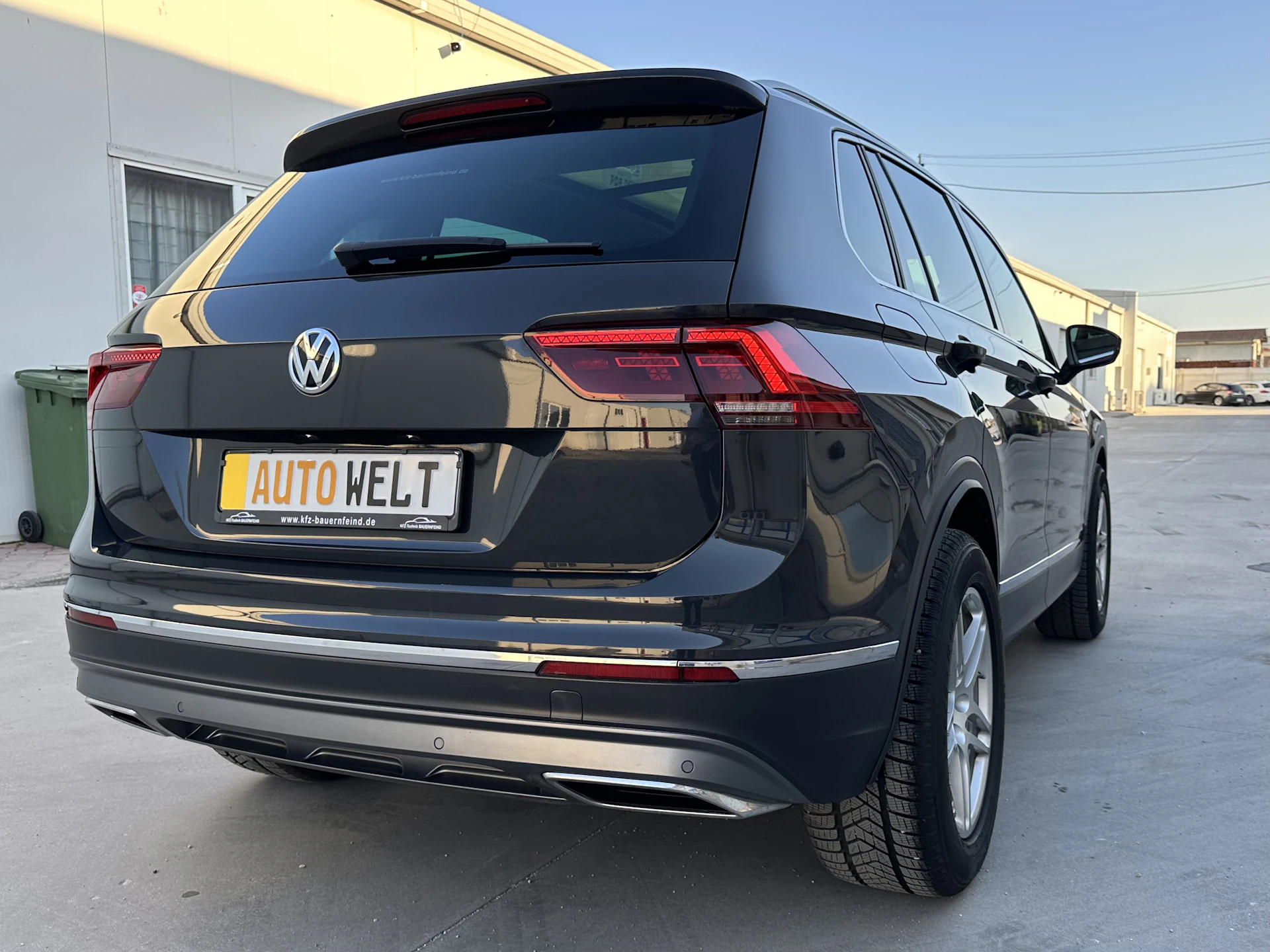 Car Image https://s3-gearspark.s3.amazonaws.com/uploads/user/100116/4afa363e7ea64343aa0b4adab18e4f90.webp