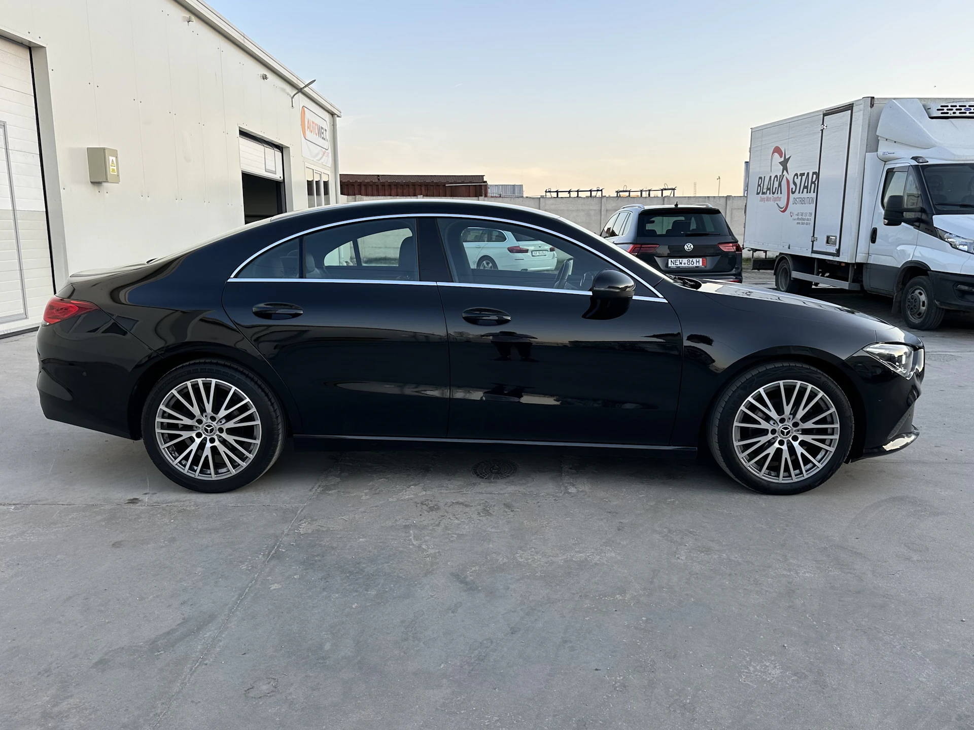 Car Image https://s3-gearspark.s3.amazonaws.com/uploads/user/100117/f497807b1eba4881b6e54d463a5e62b7.webp