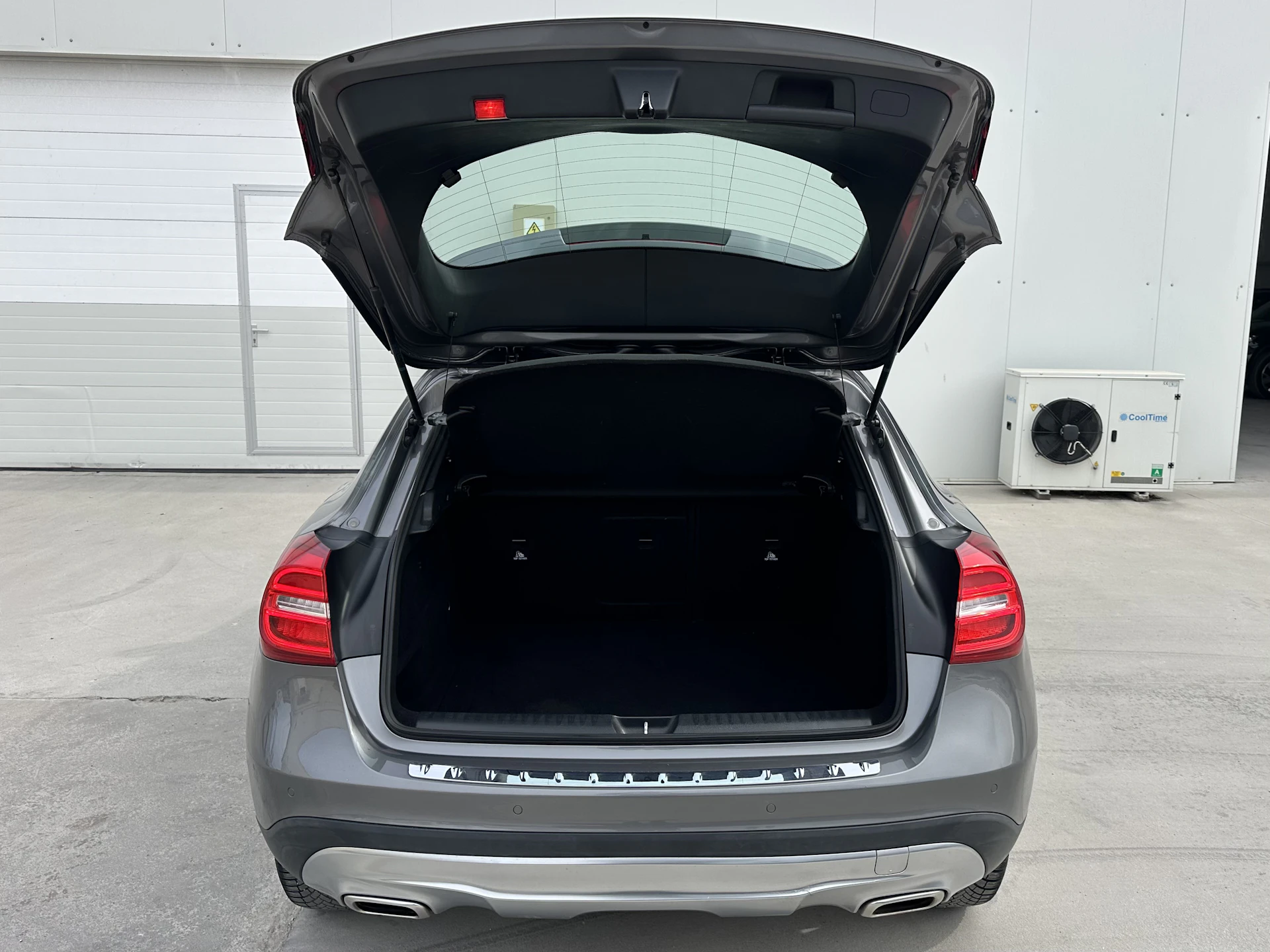 Car Image https://s3-gearspark.s3.amazonaws.com/uploads/user/100119/5462b38579914da2bbe7d9b46edff309.webp