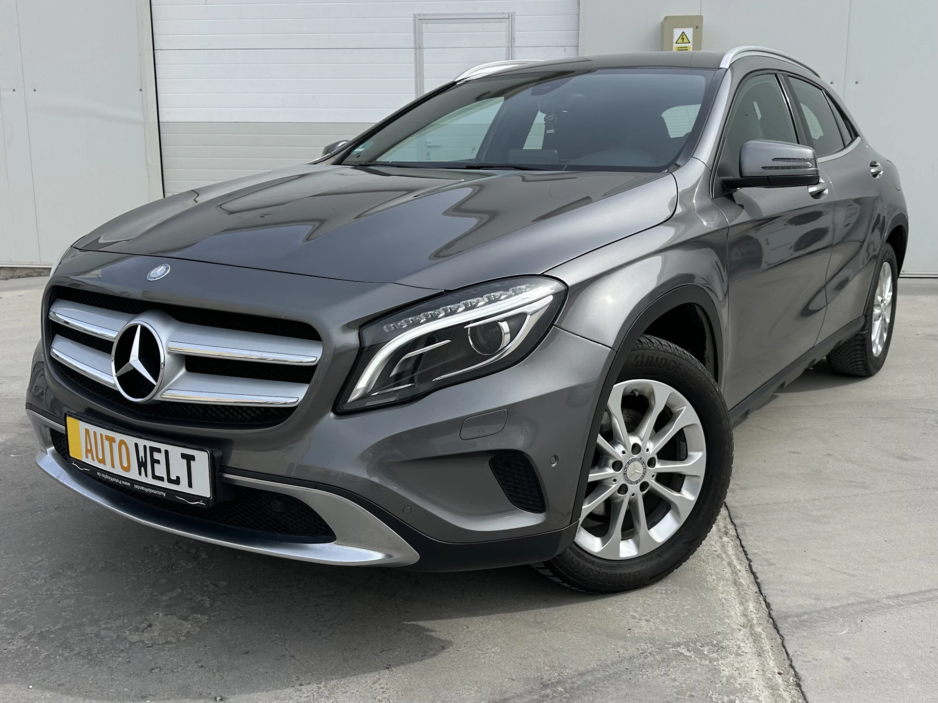 Mercedes-Benz GLA 200