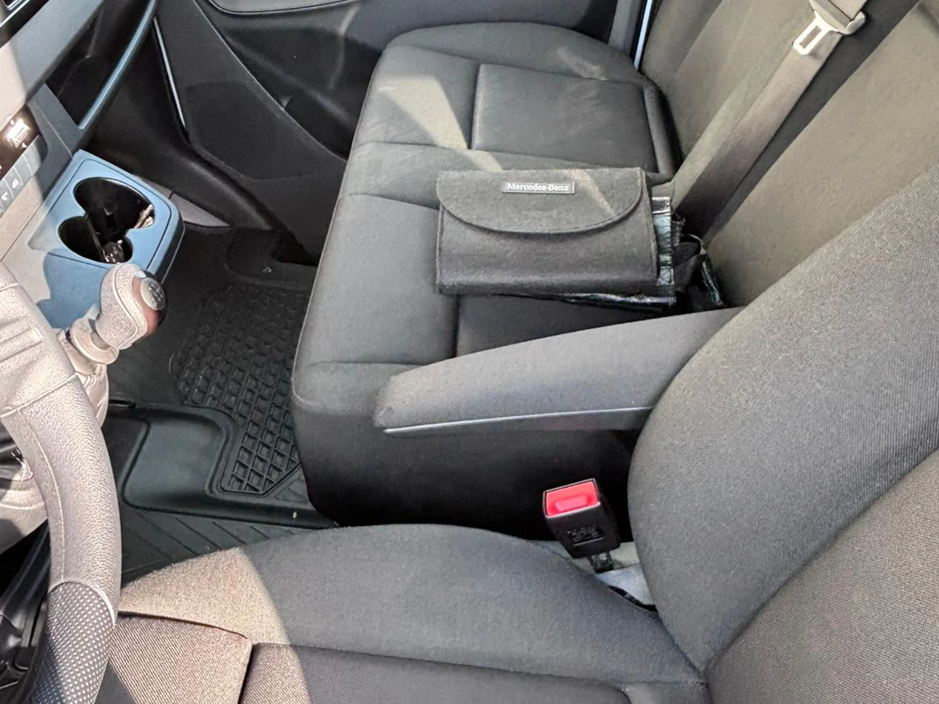 Car Image https://s3-gearspark.s3.amazonaws.com/uploads/user/100120/0e7a8e7271b24023944d3a084e26fe53.webp