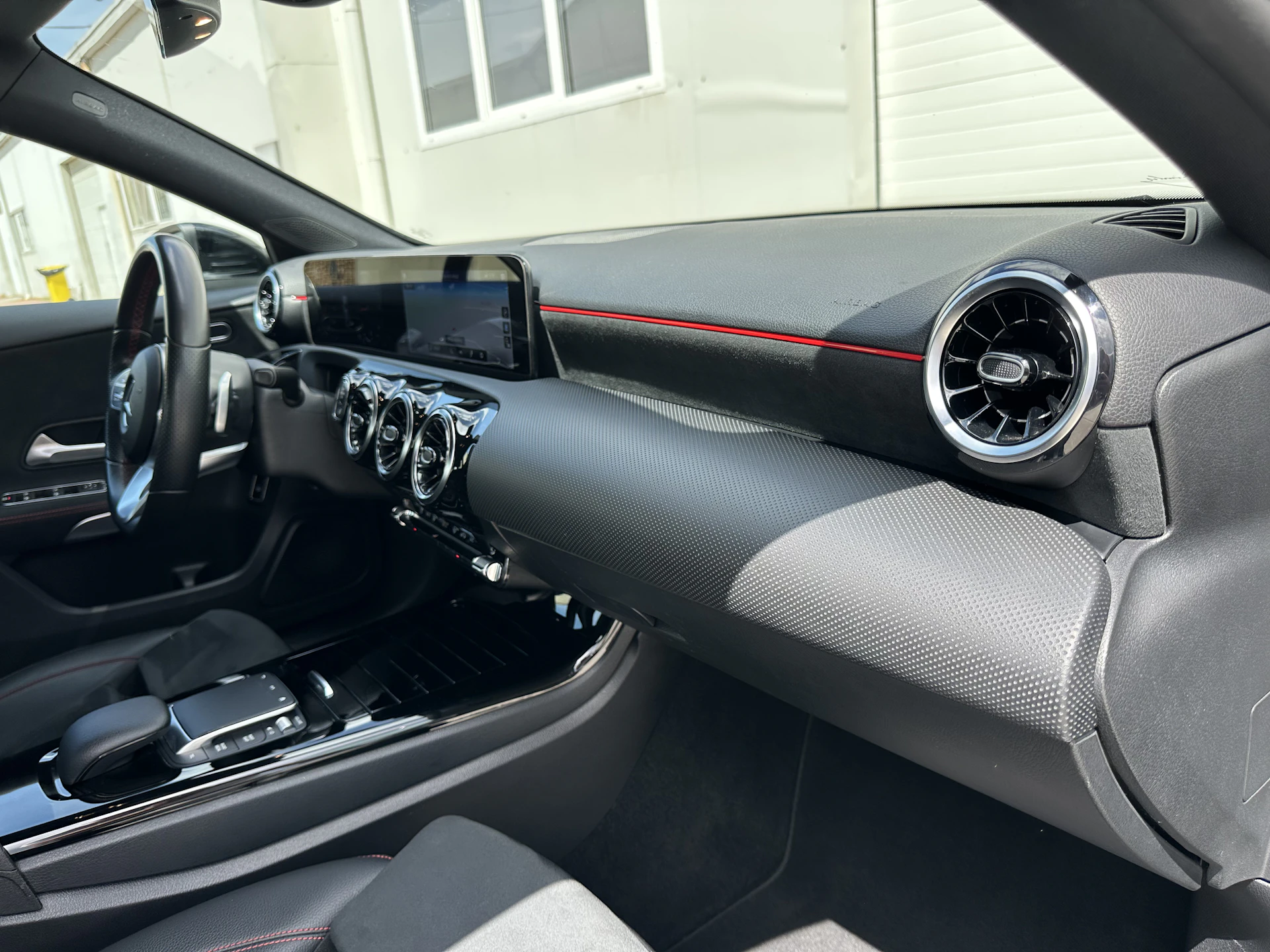 Car Image https://s3-gearspark.s3.amazonaws.com/uploads/user/100121/2192c47fdf864de1be676629a4a1184d.webp