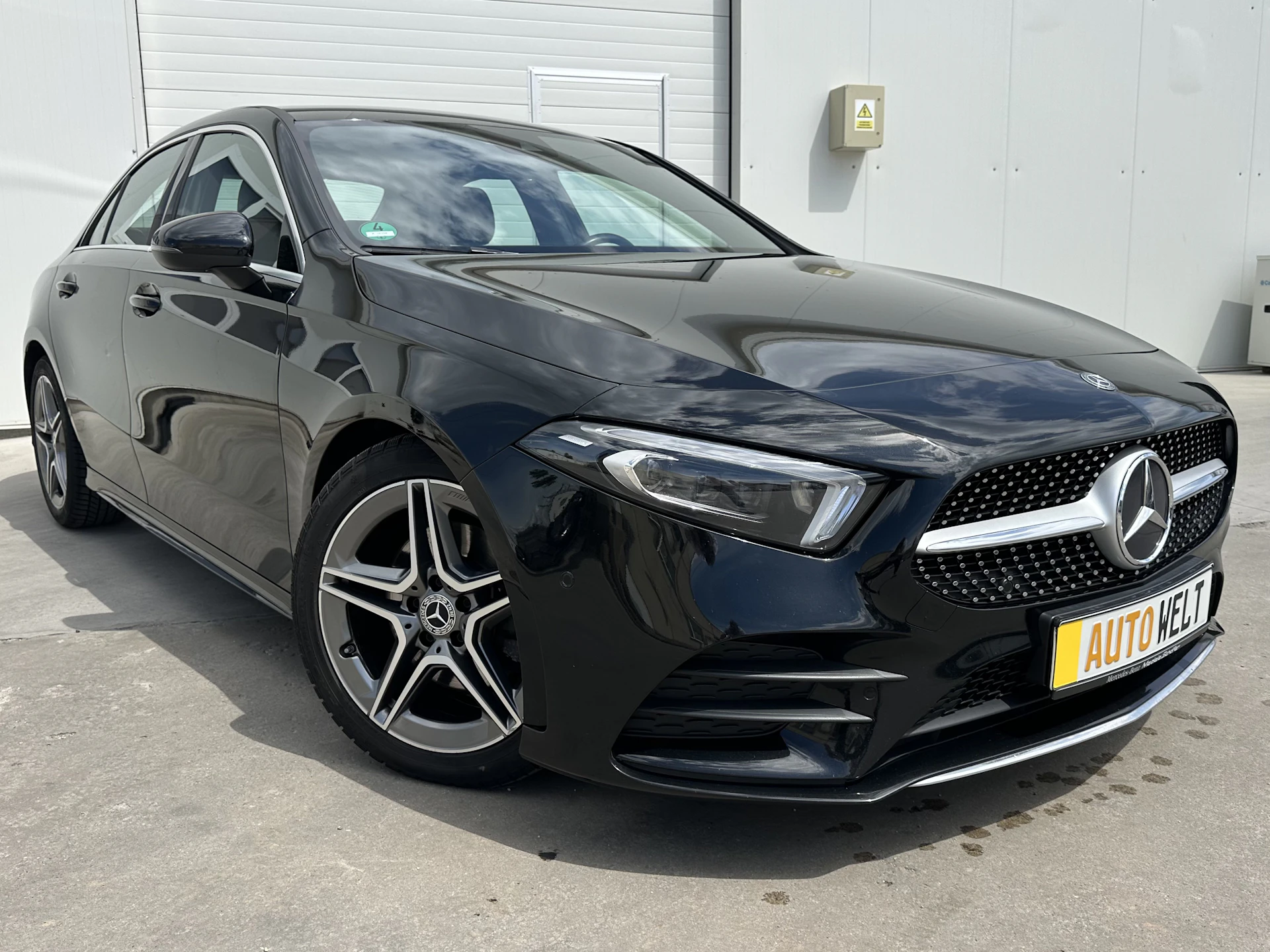 Car Image https://s3-gearspark.s3.amazonaws.com/uploads/user/100121/3469a3cc068f478f940d16e9e619c2cc.webp