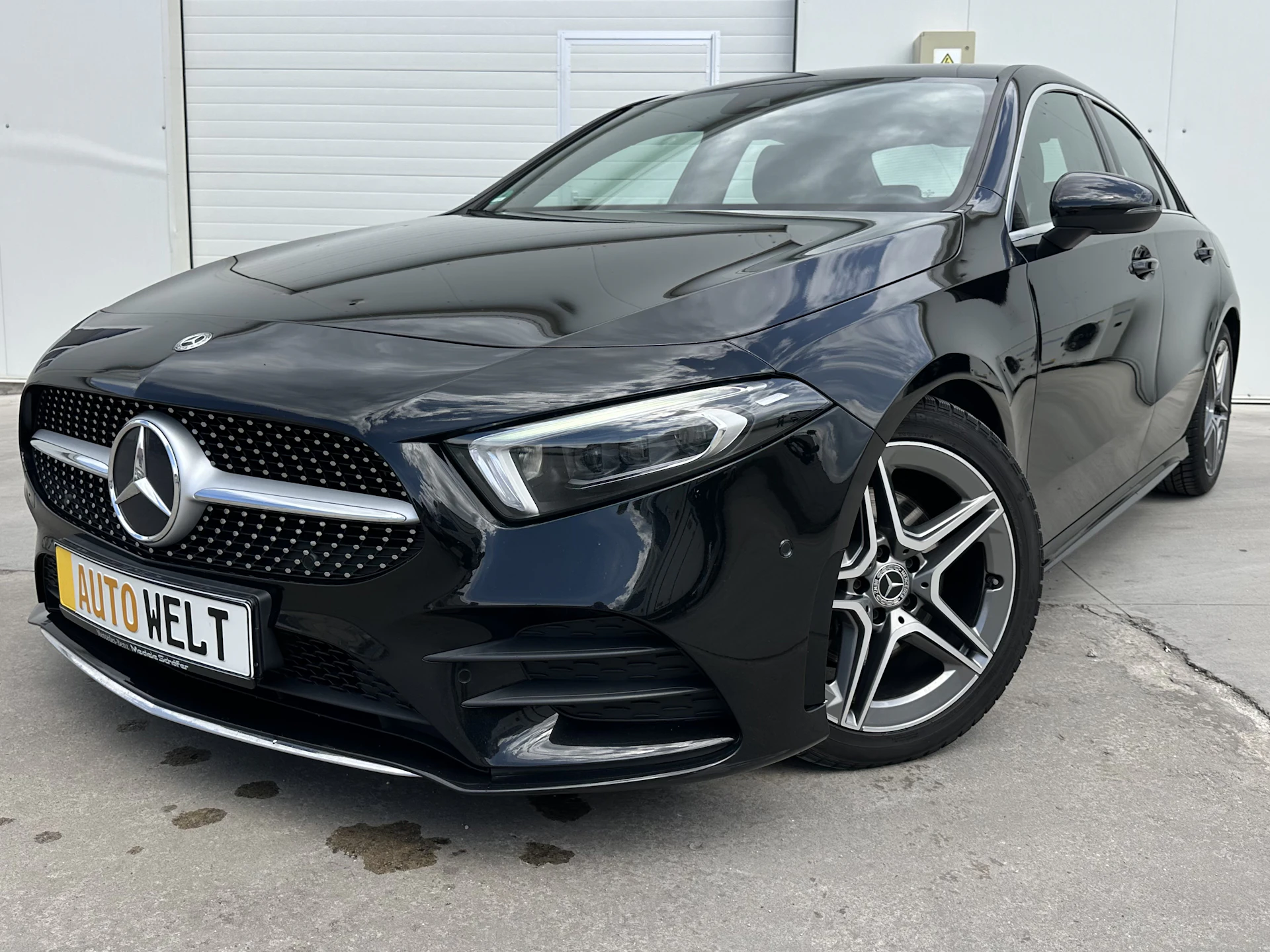 Mercedes-Benz A220 AMG